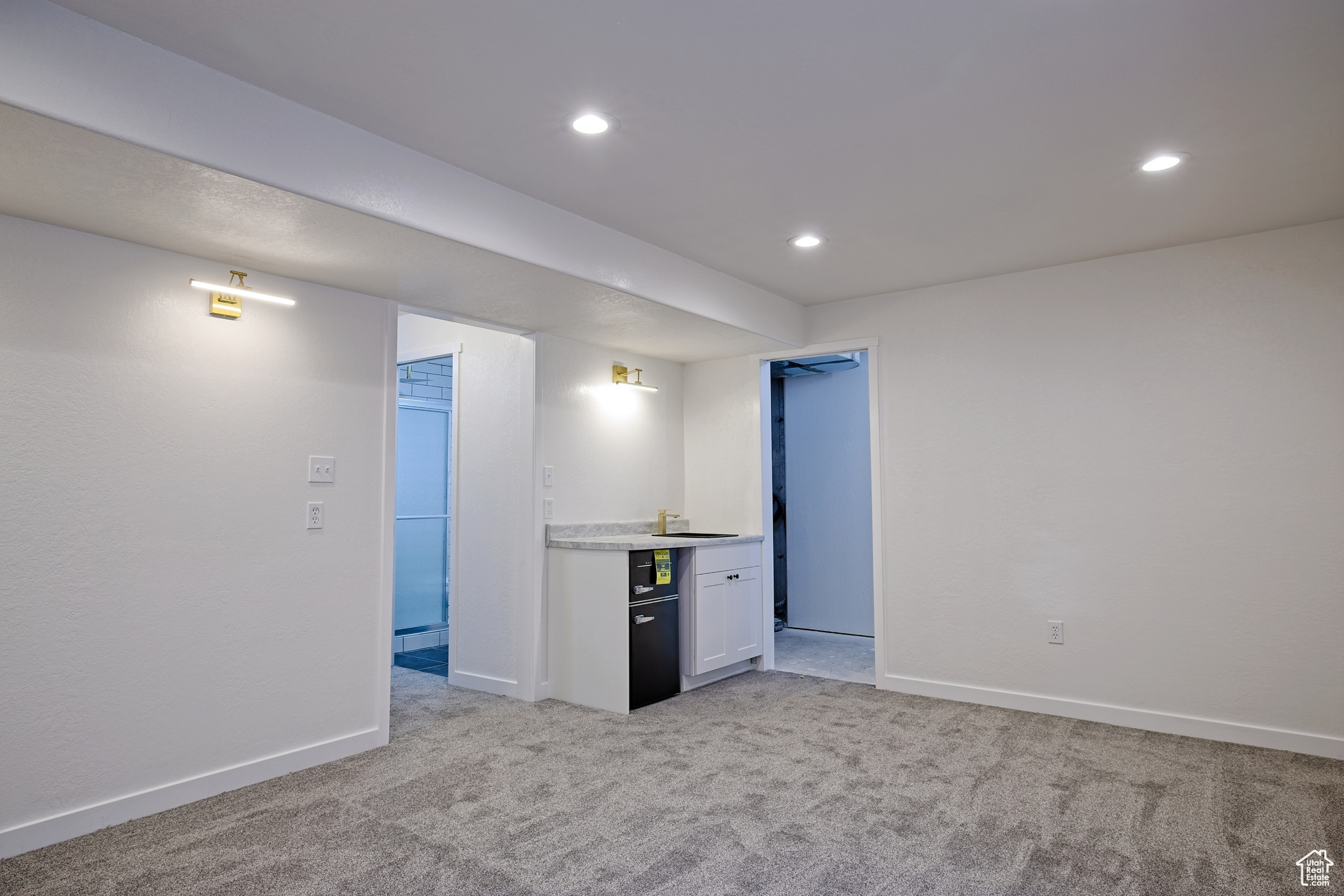 1749 N 3680 W