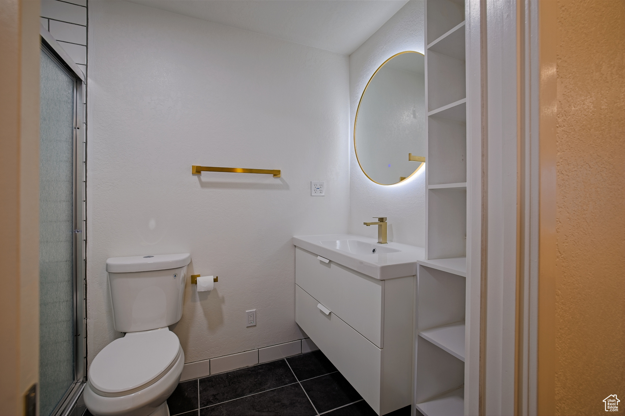 1749 N 3680 W