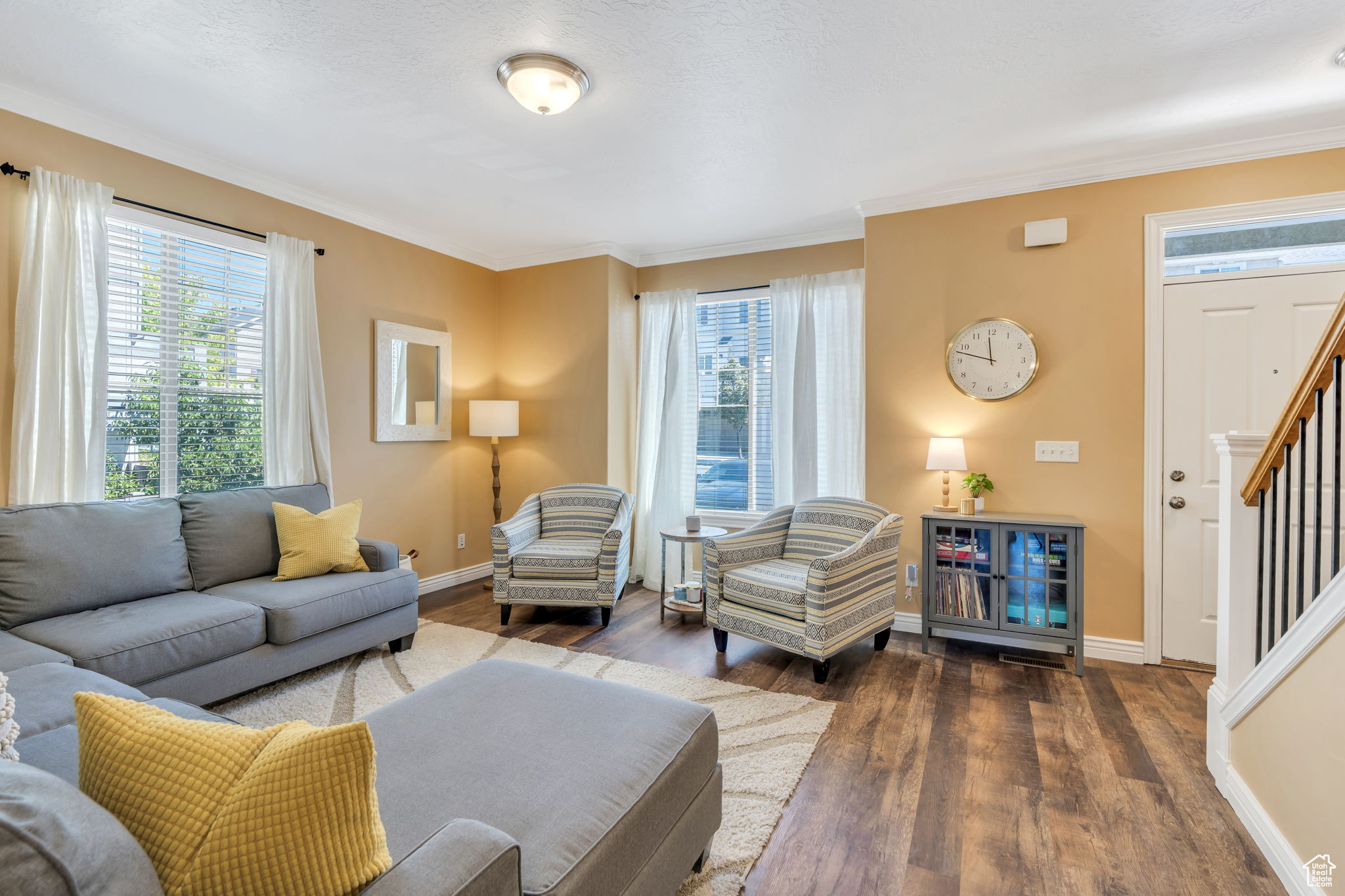 1063 N 1880 W
