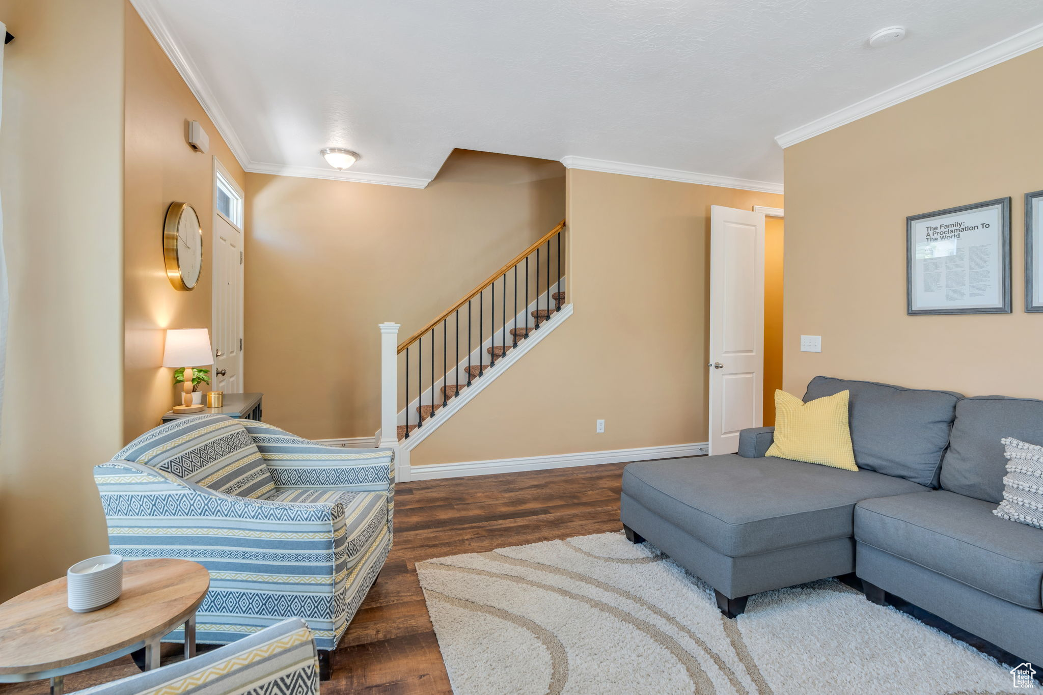 1063 N 1880 W