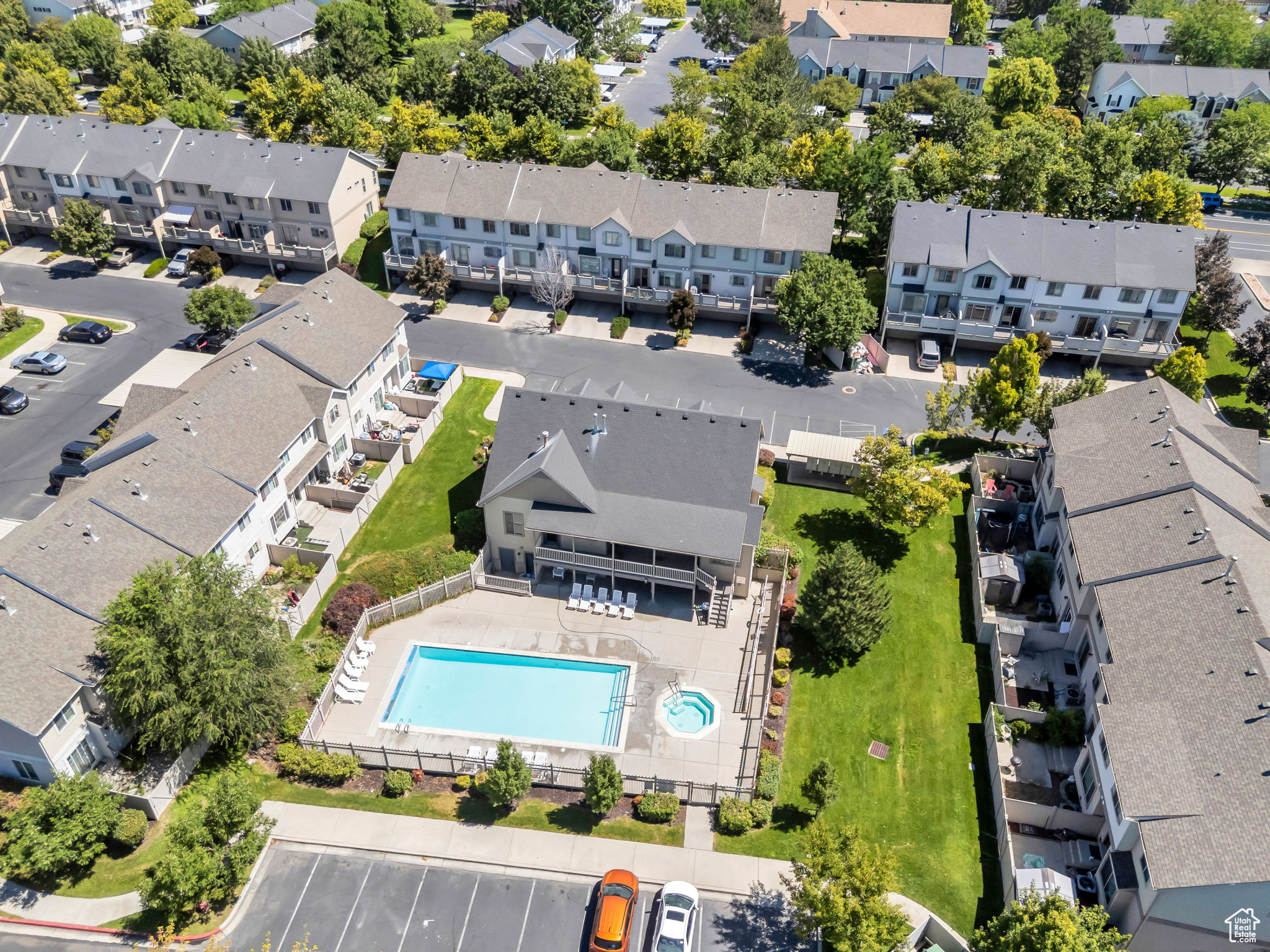1063 N 1880 W