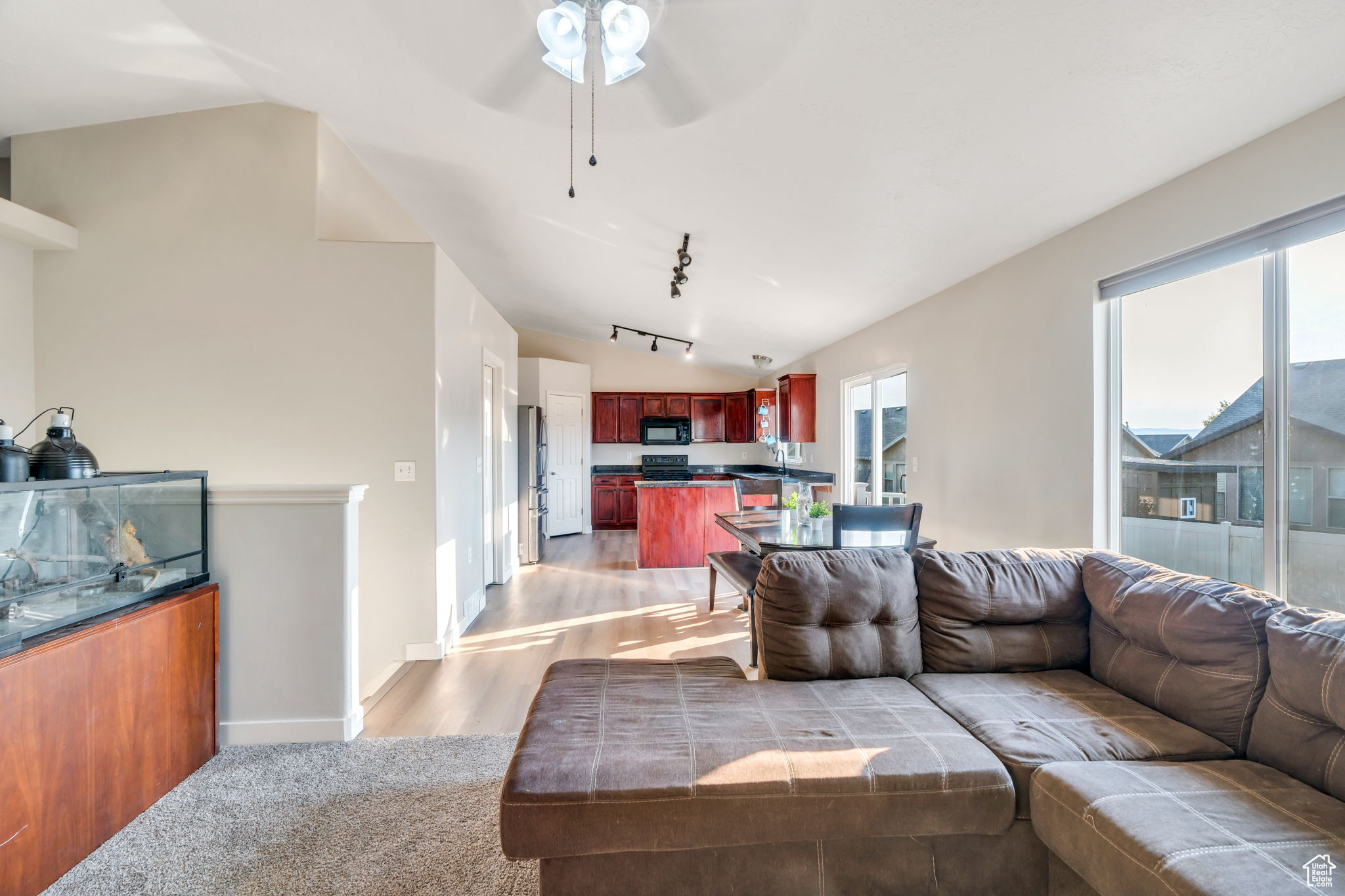 4521 S TARLTON CIR