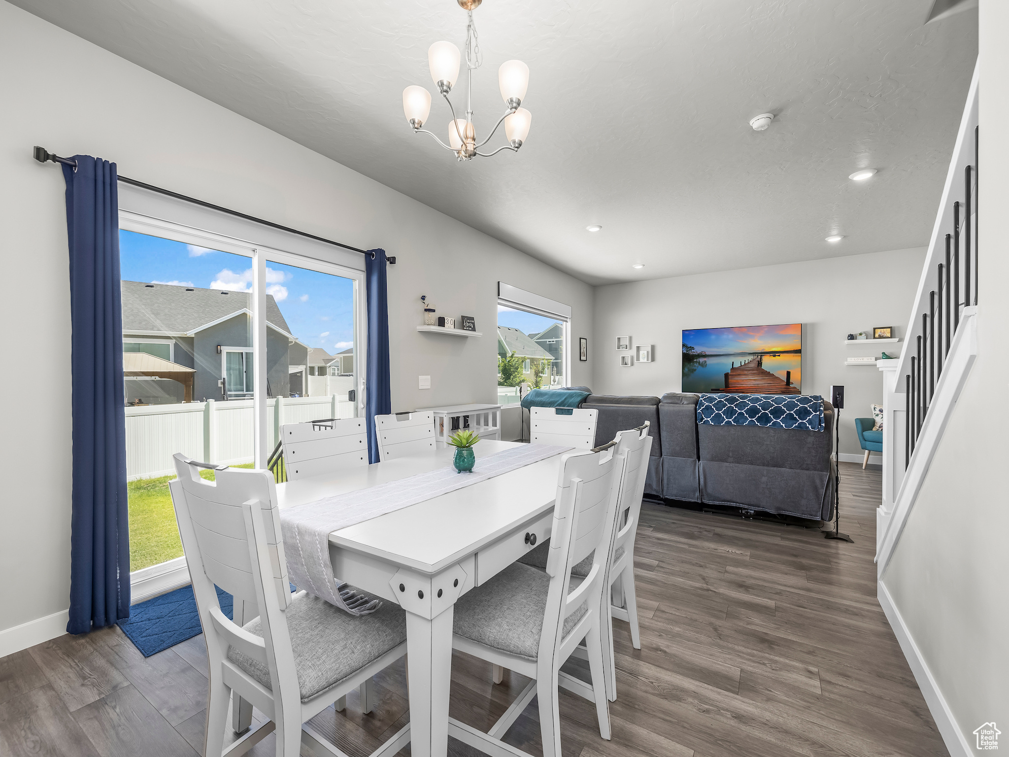 1965 E EMERALD AVE