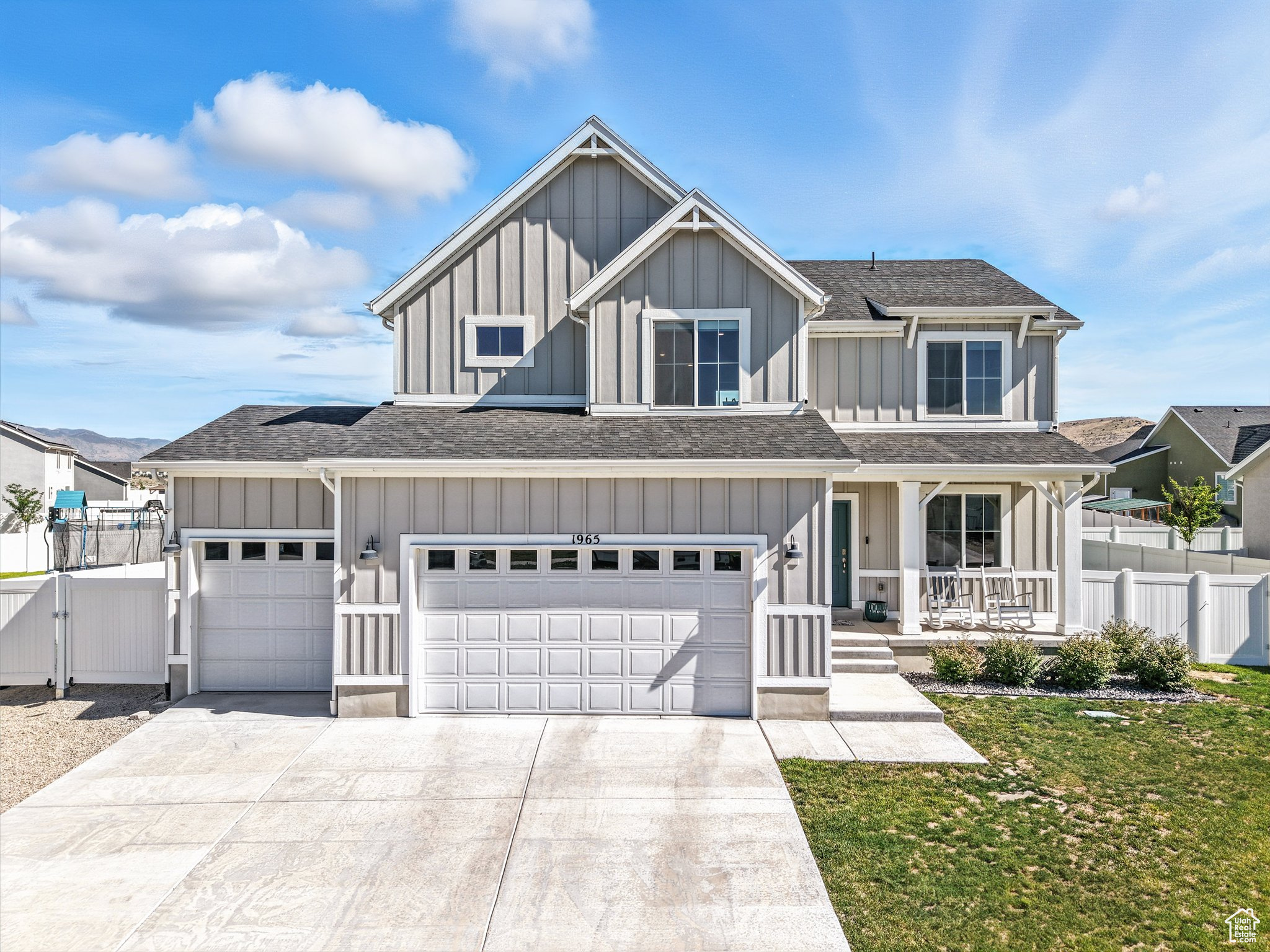 1965 E EMERALD AVE