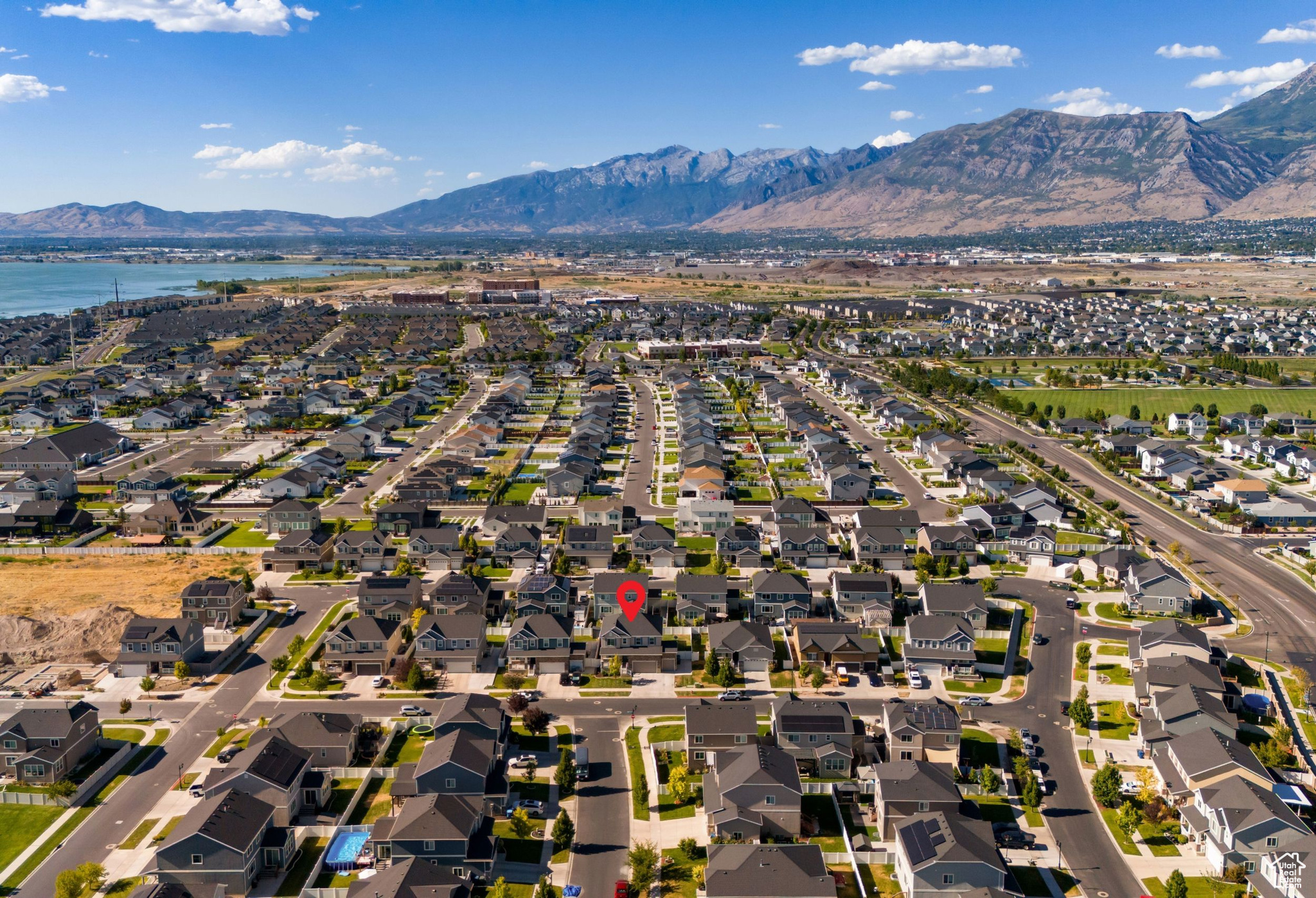 76 W BIRDS EYE LN