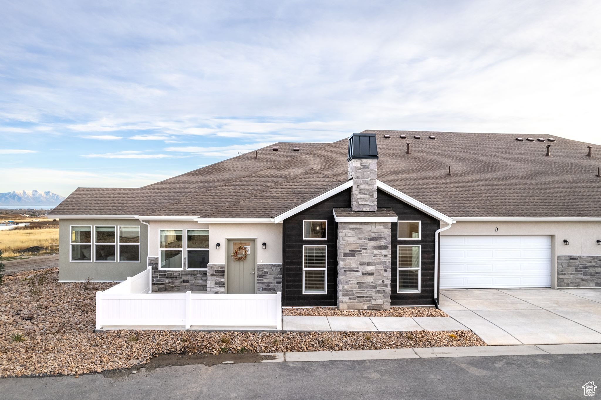 1502 N UTAH COTTAGE DR #D