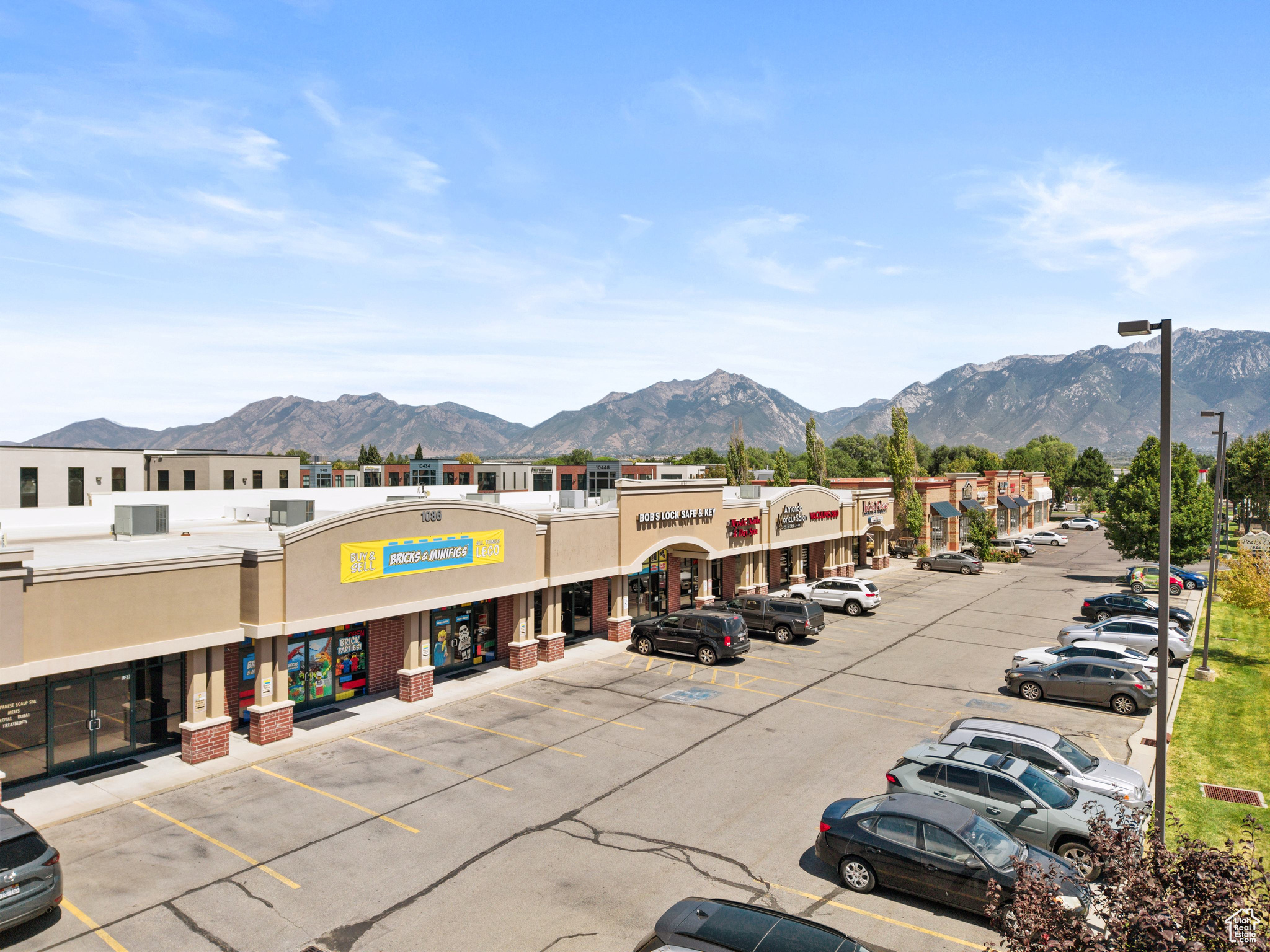1086 W SOUTH JORDAN PKWY