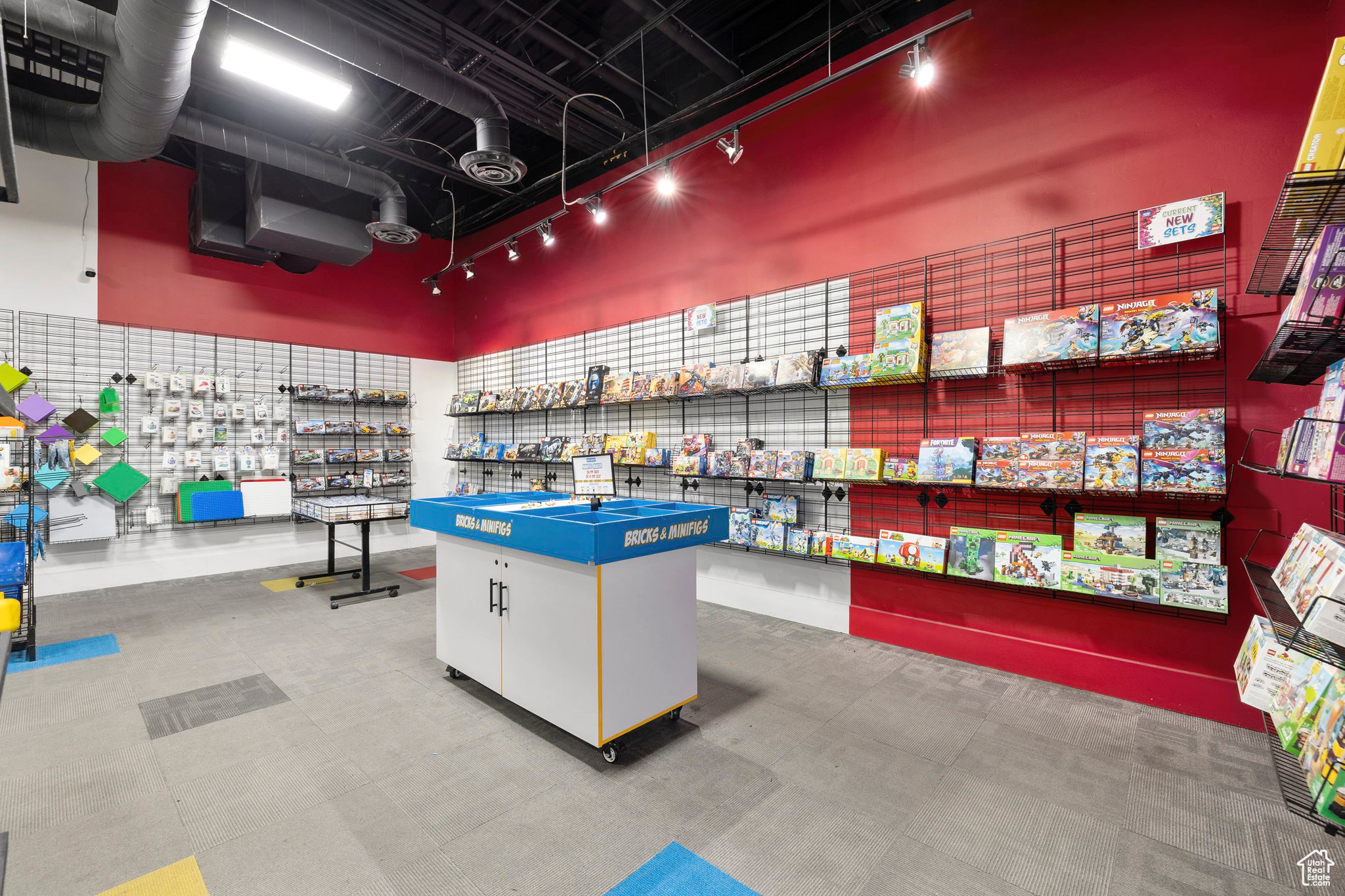 1086 W SOUTH JORDAN PKWY