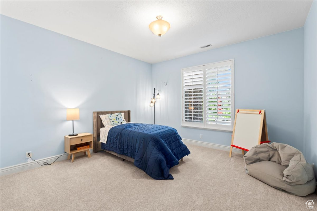 5377 W EVERGREEN WAY