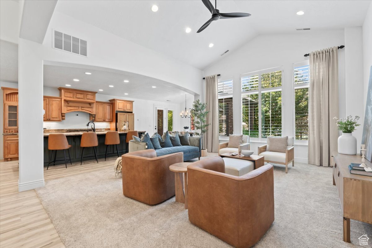 5377 W EVERGREEN WAY