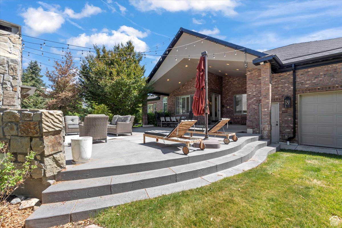 5377 W EVERGREEN WAY