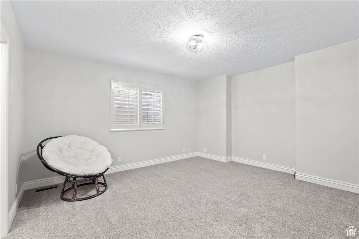 5377 W EVERGREEN WAY