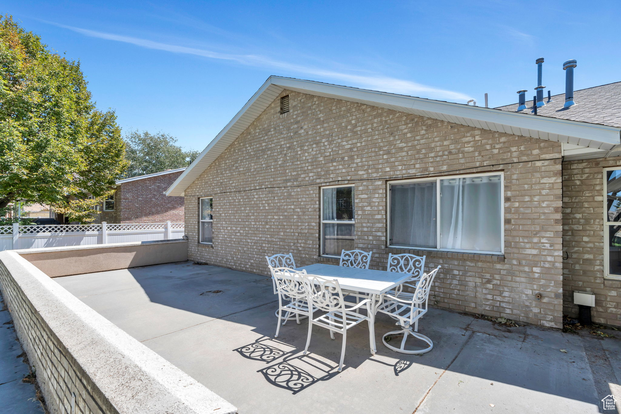 246 W GOLDEN HARVEST RD