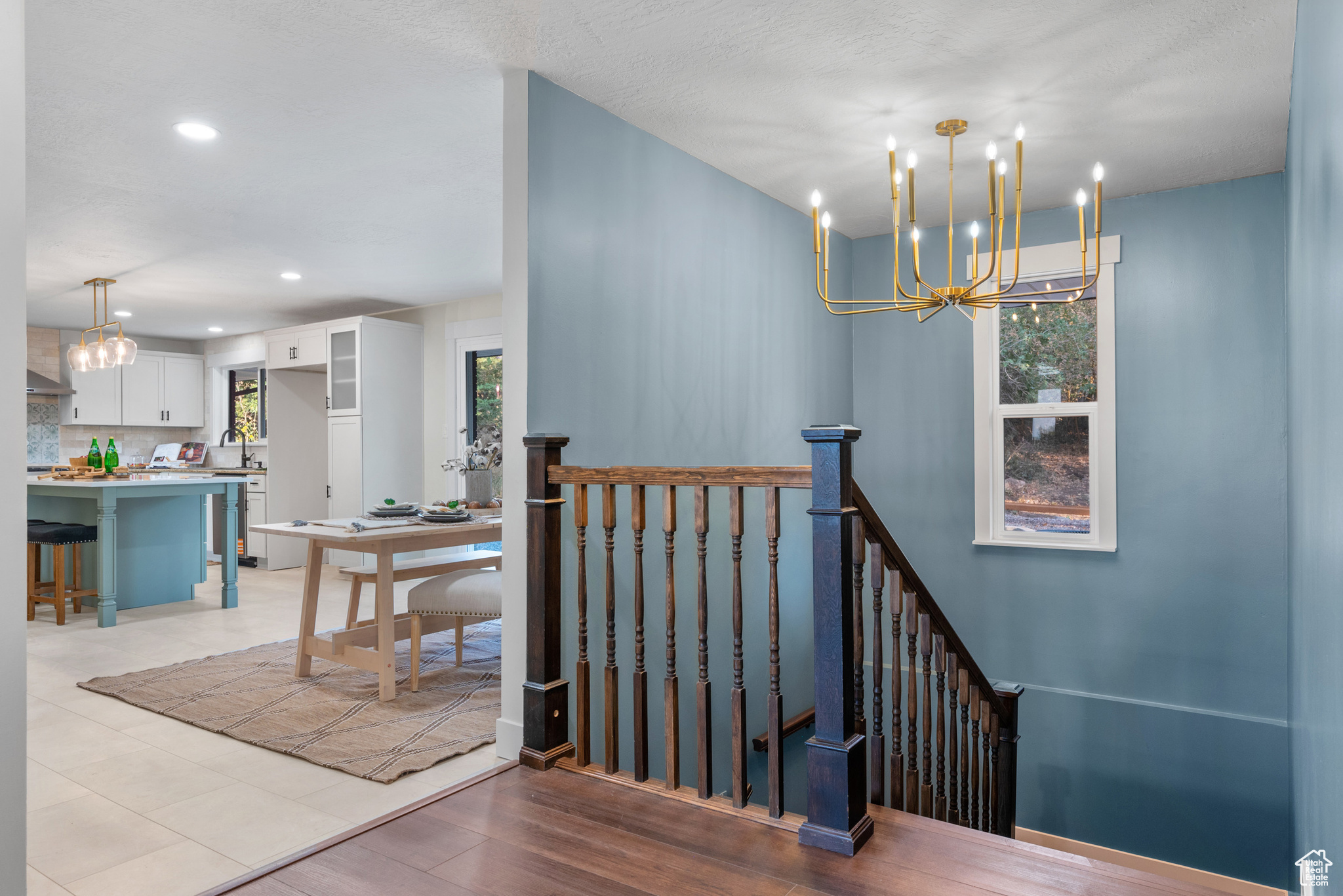 65 E MAPLE DR