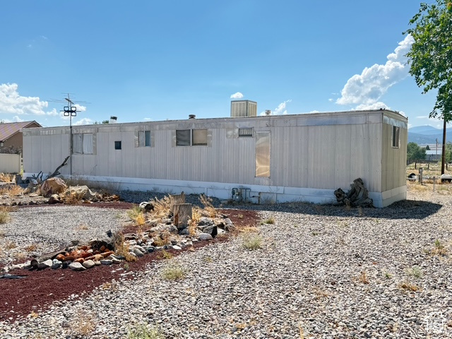 145 N CENTER ST