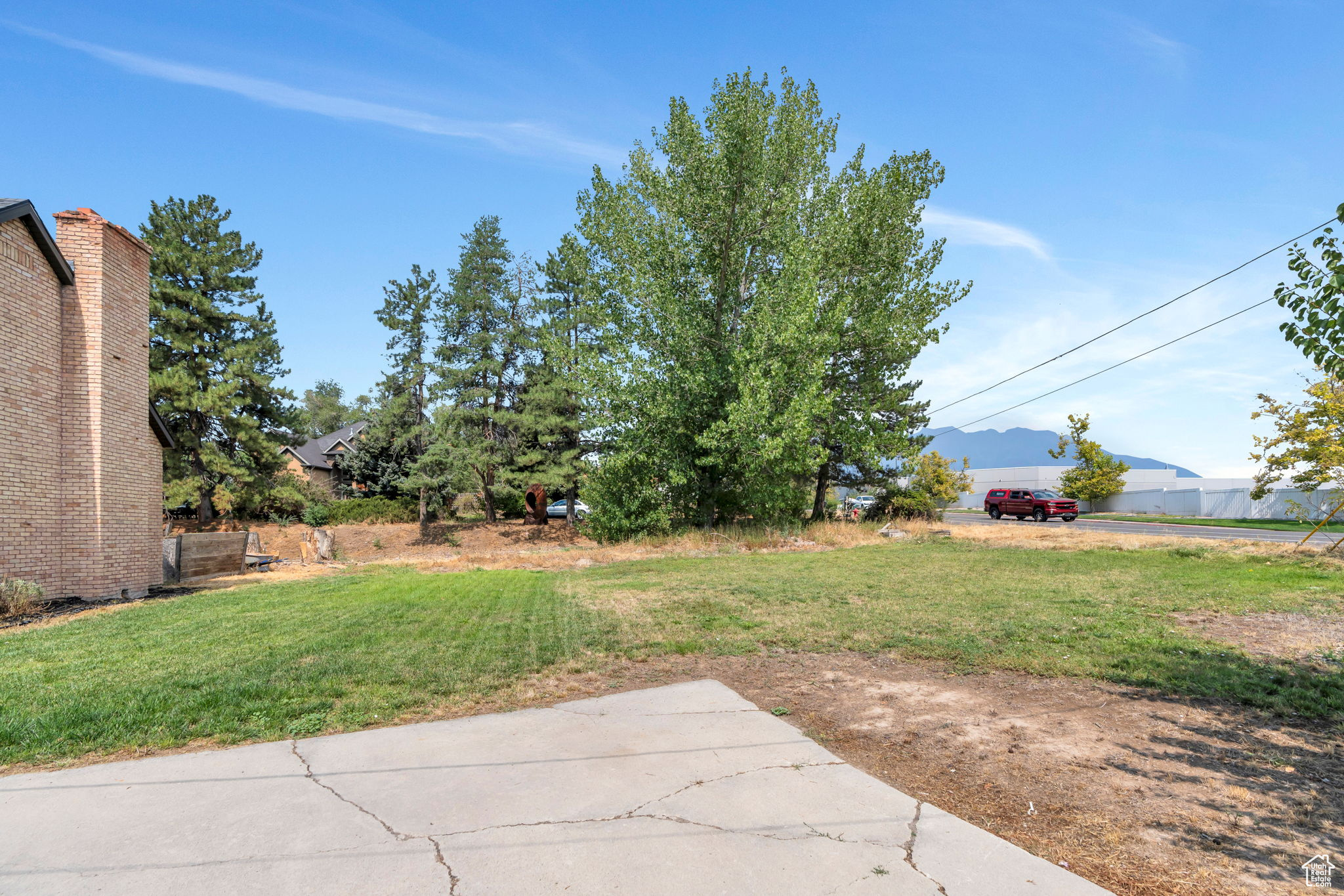 14 W HIDDEN HOLLOW DR
