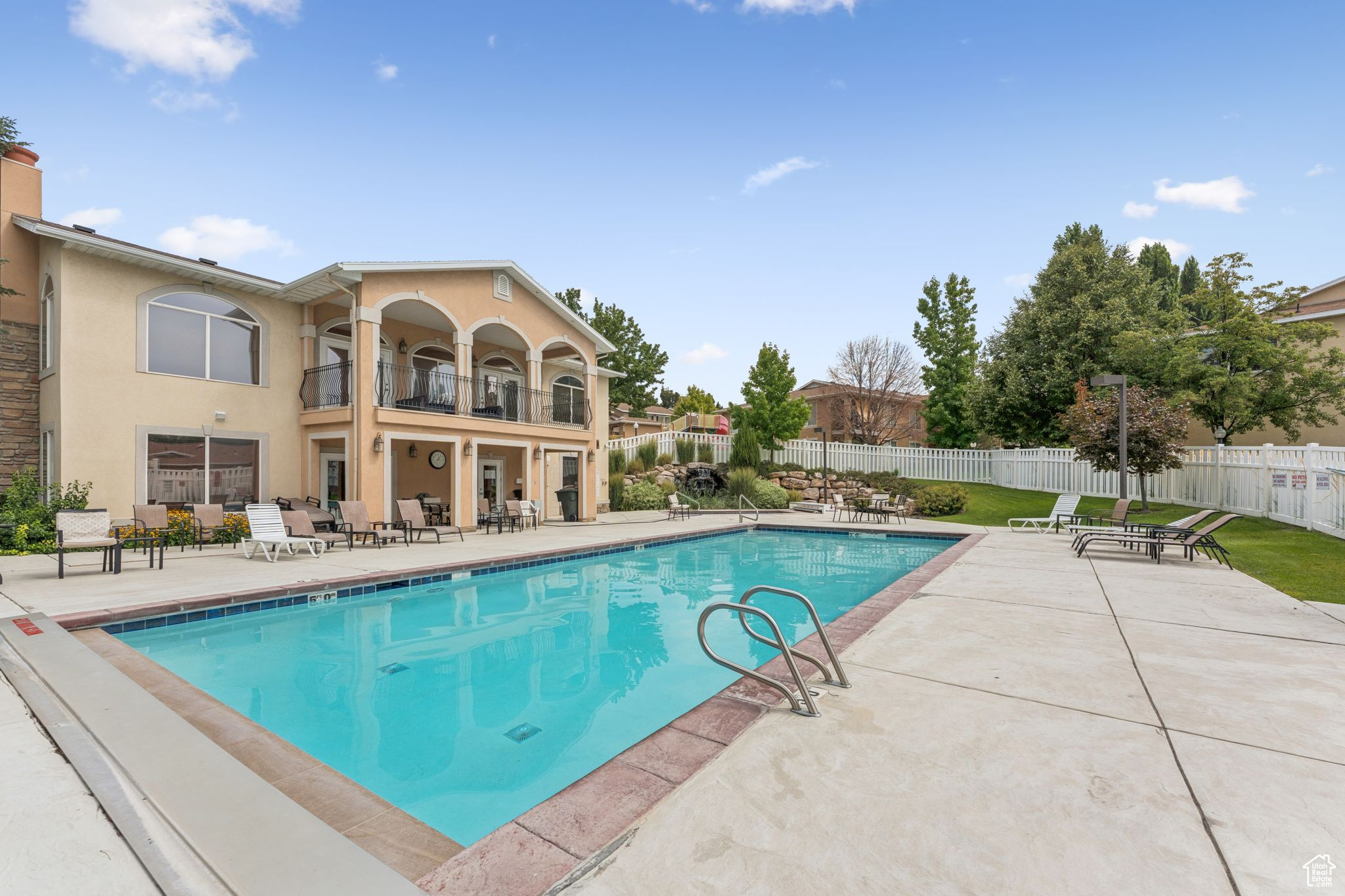 9459 S FAIRWAY DR