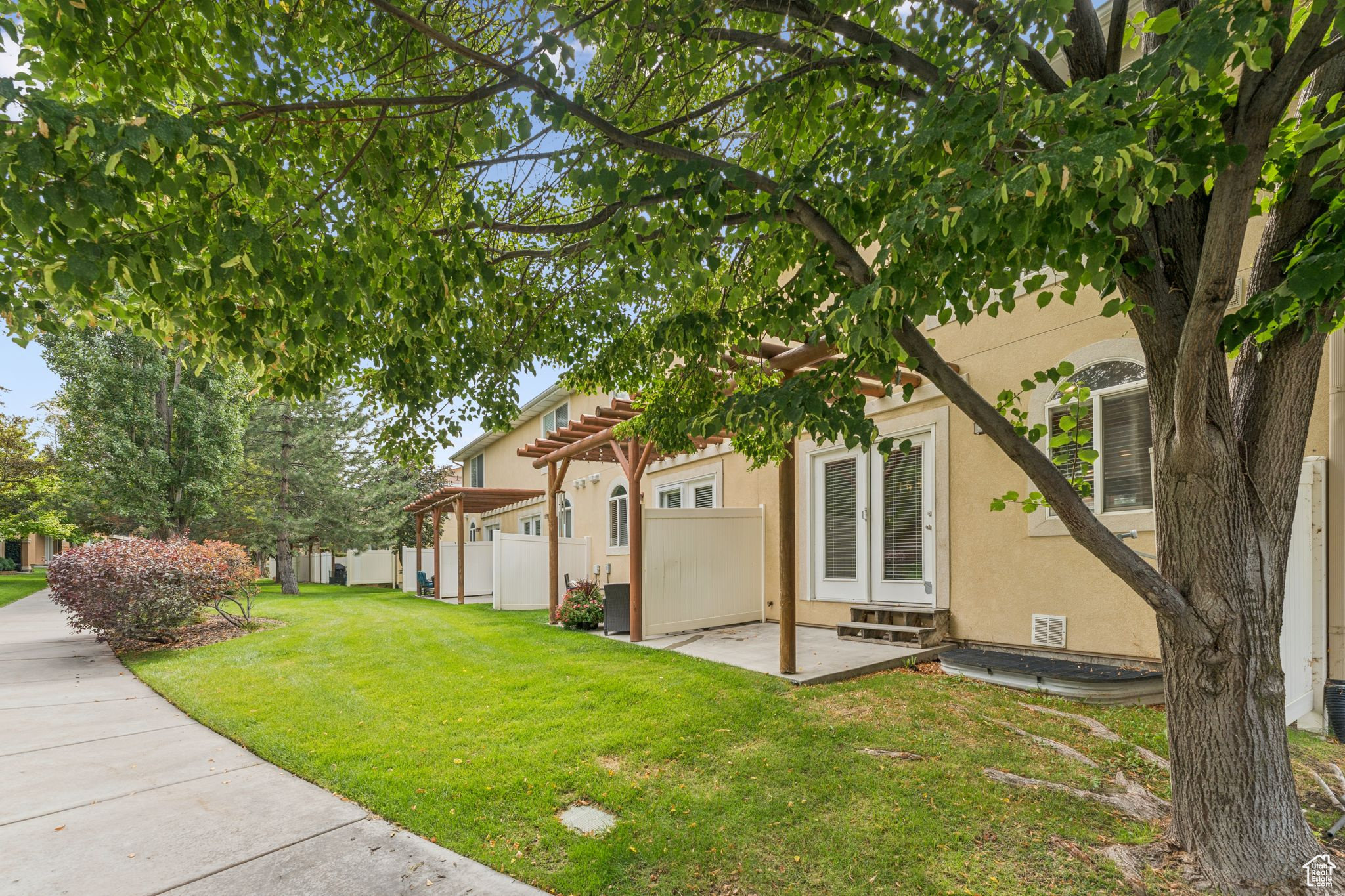 9459 S FAIRWAY DR