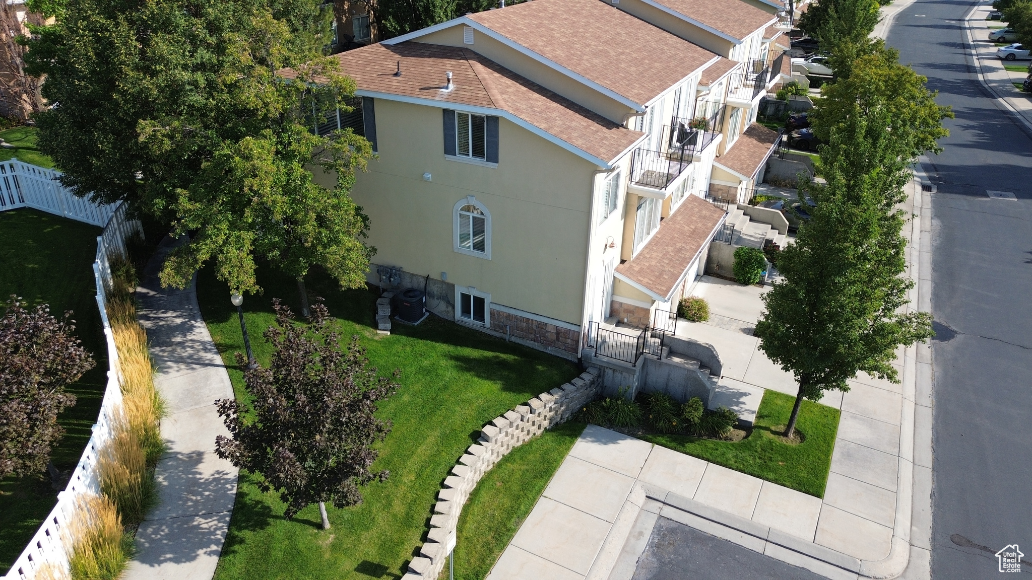 9459 S FAIRWAY DR