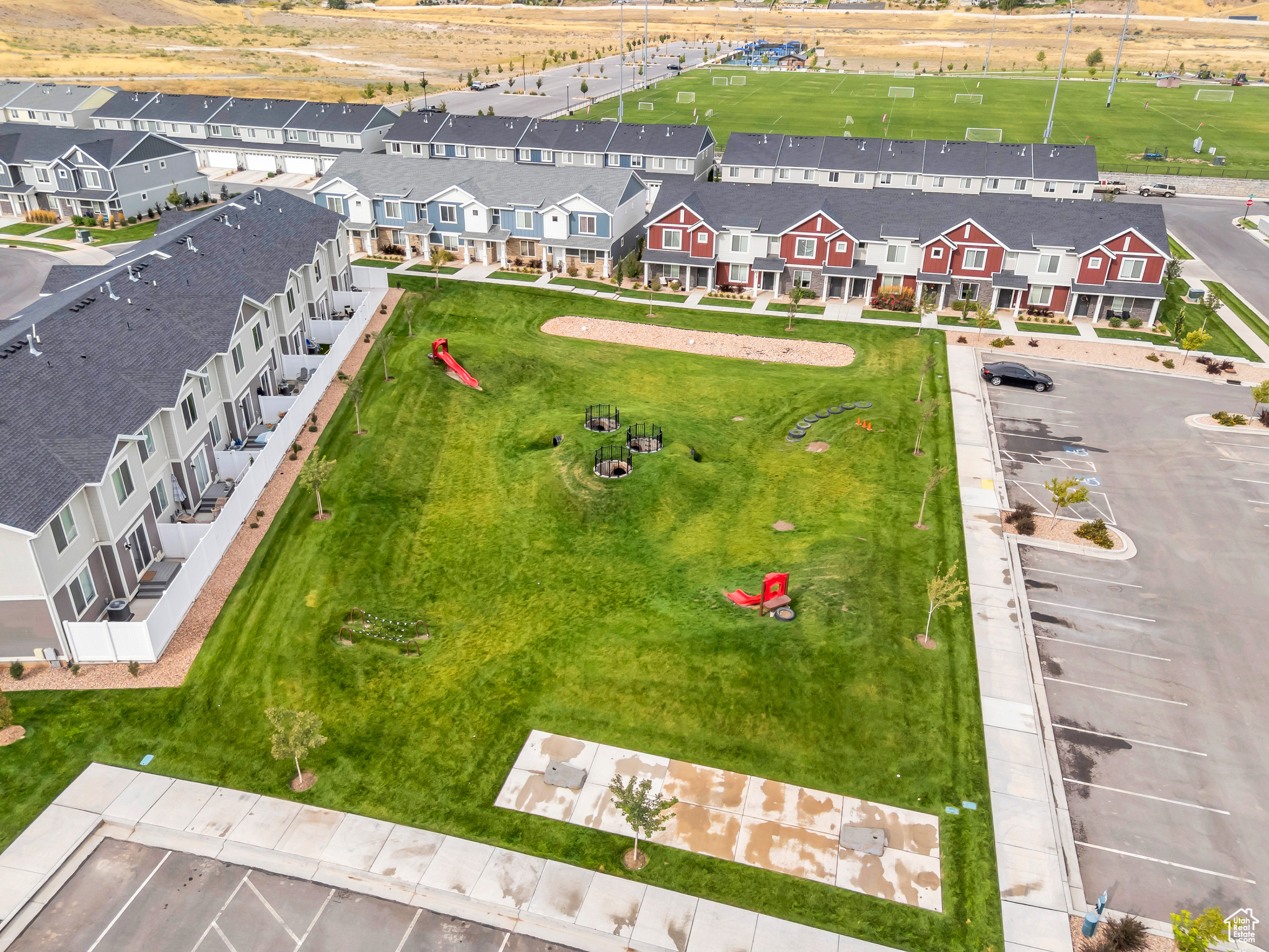 1145 W FOX RUN