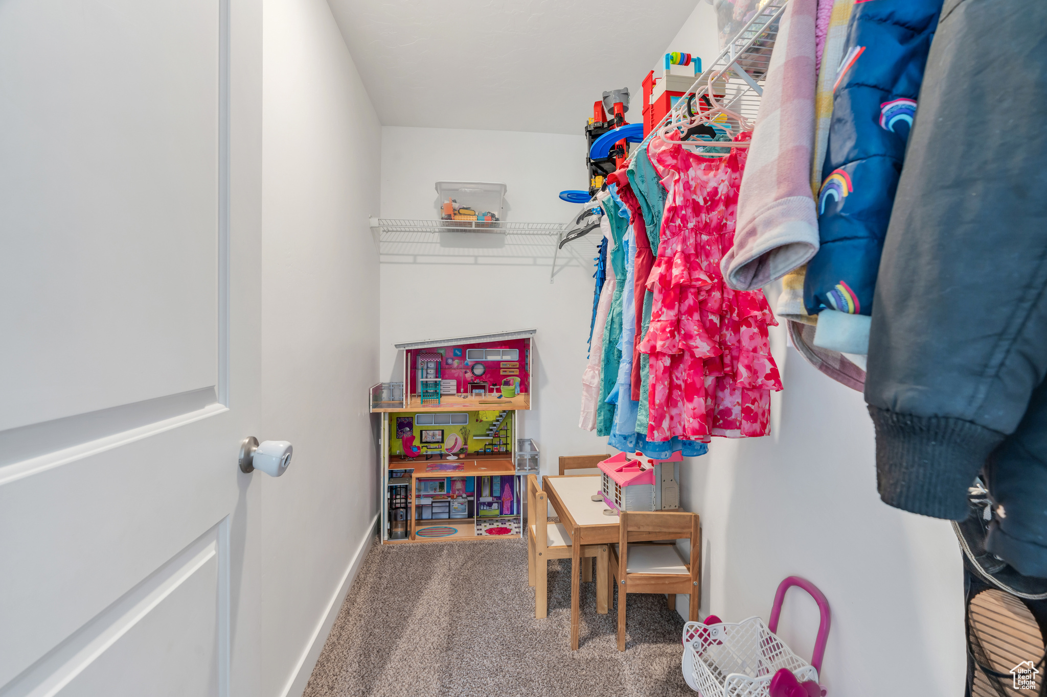 1145 W FOX RUN