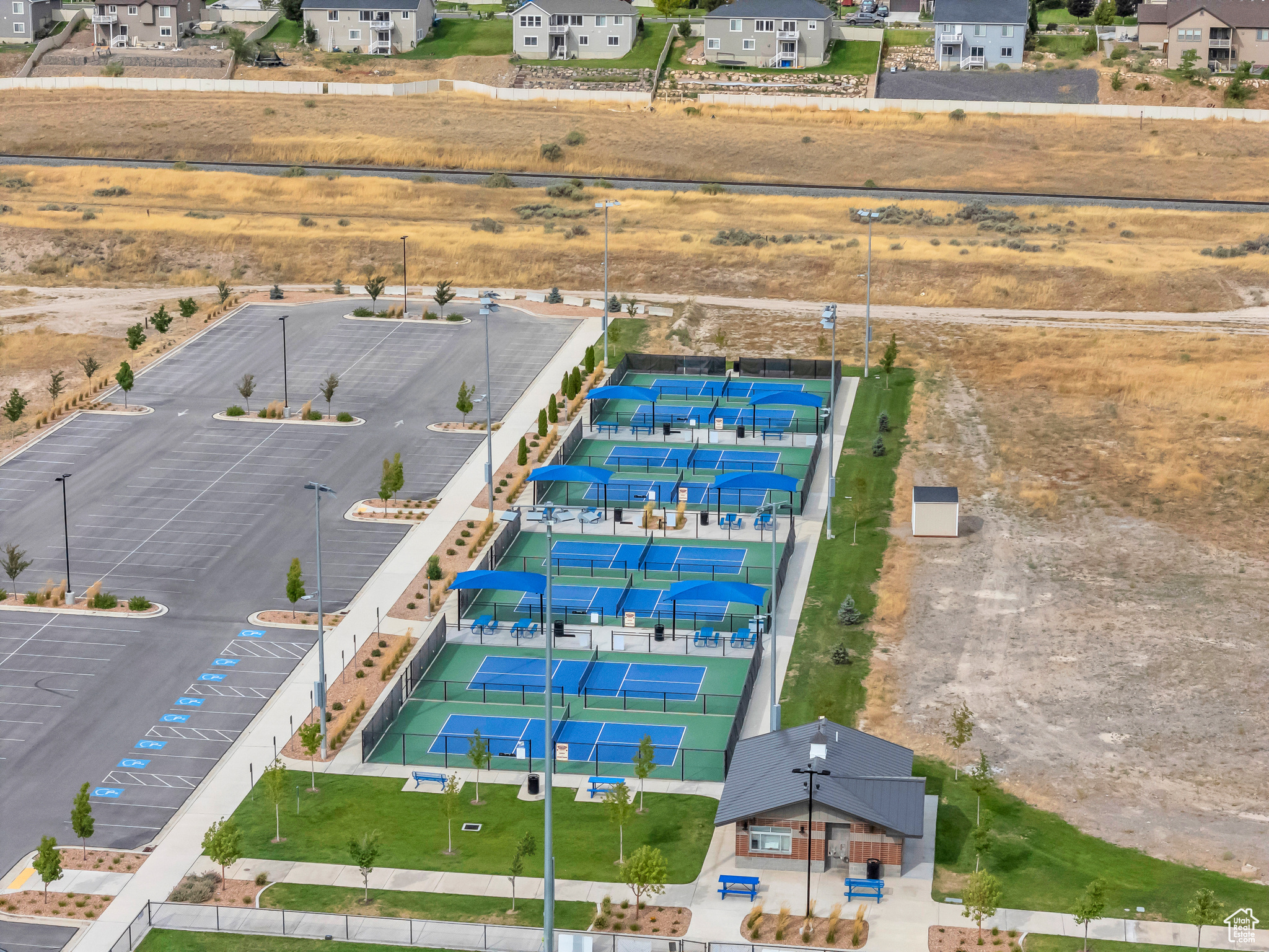 1145 W FOX RUN