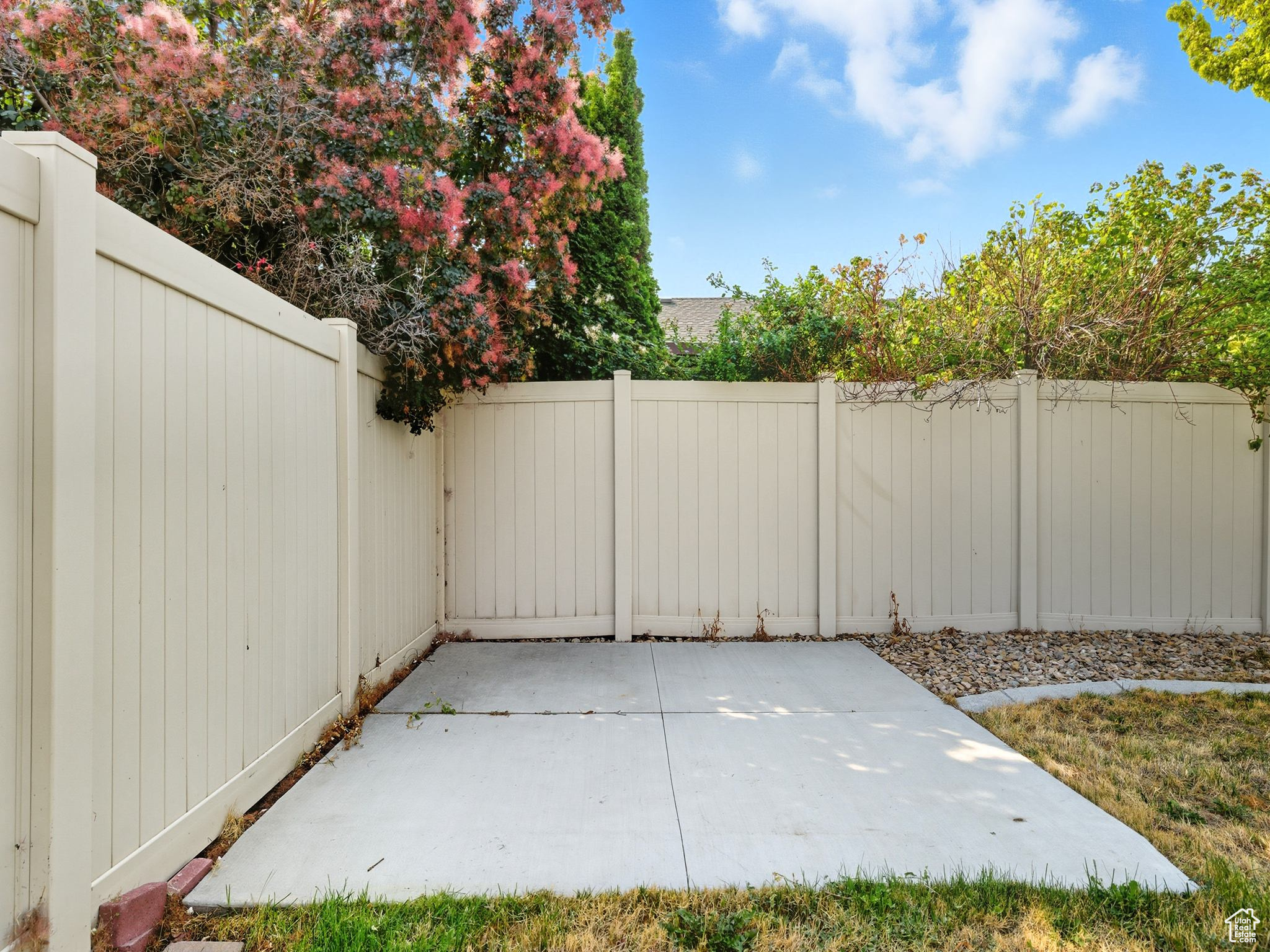 13094 S PIONEER PARK DR