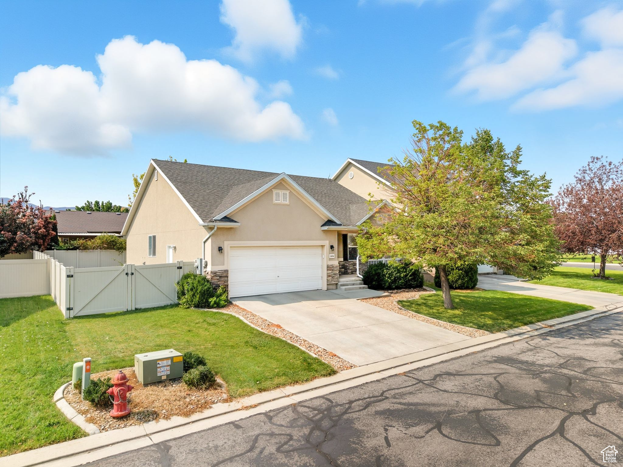 13094 S PIONEER PARK DR