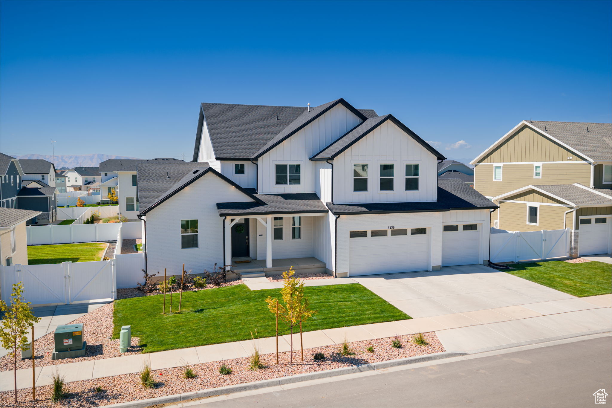 3436 S SNOWBERRY DR