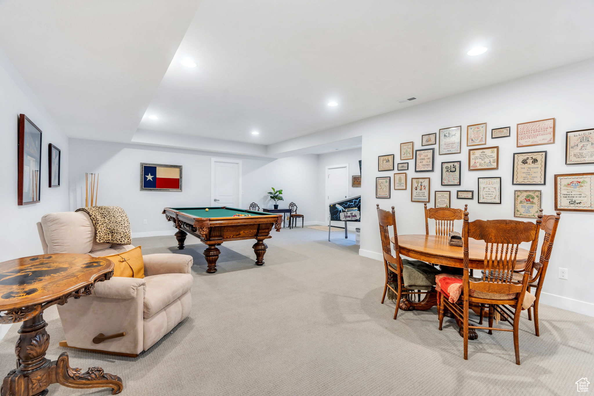 2397 S SERENE WAY