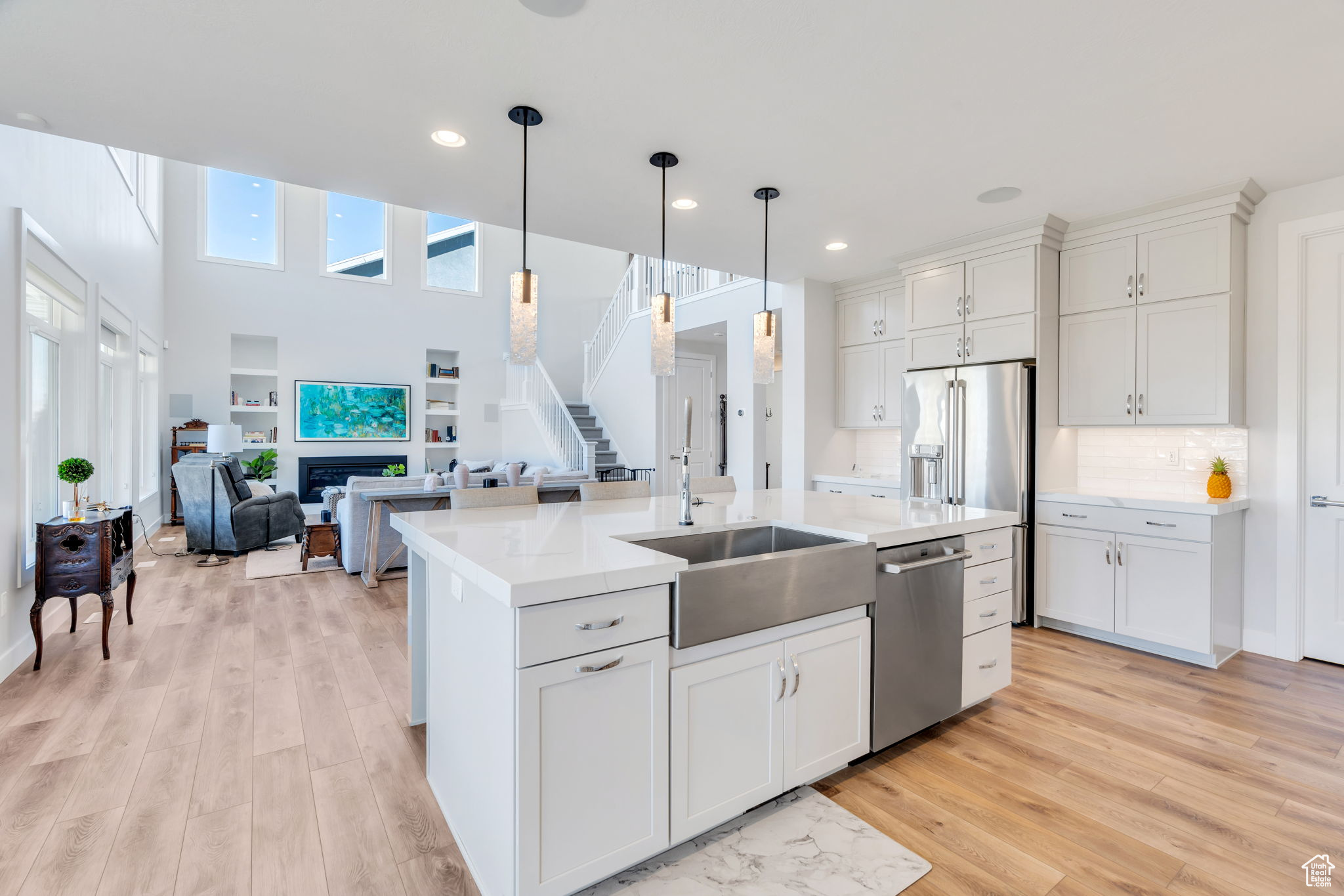 2397 S SERENE WAY