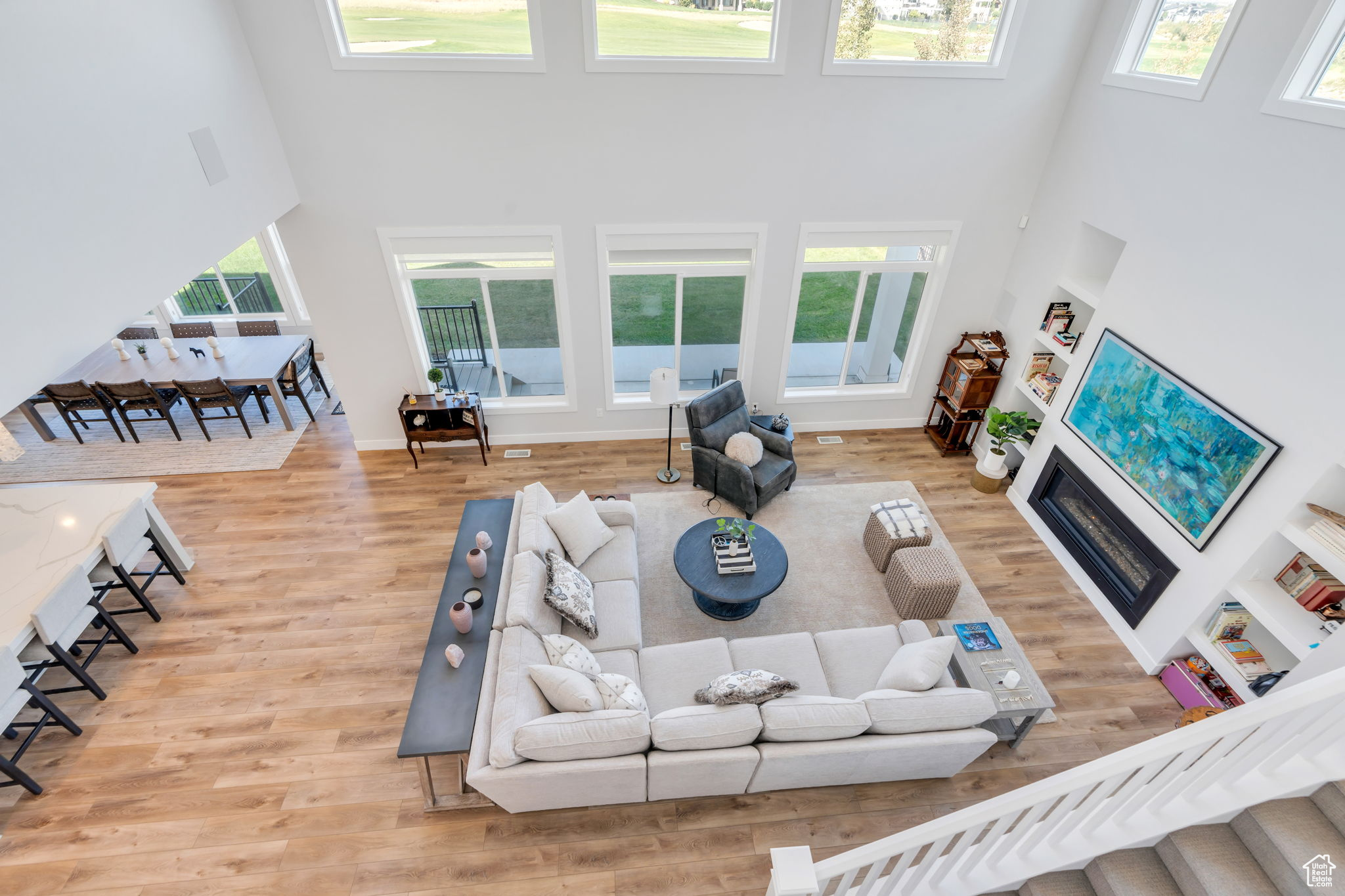 2397 S SERENE WAY