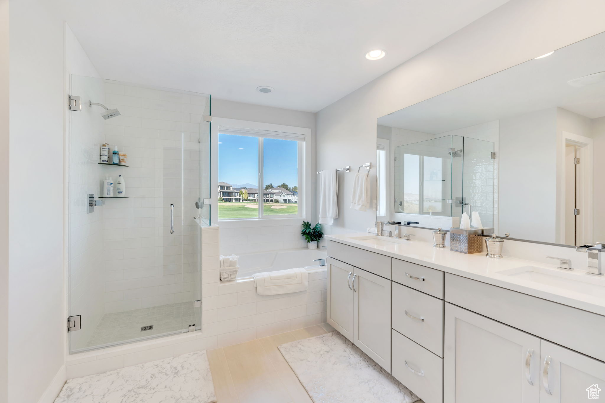 2397 S SERENE WAY