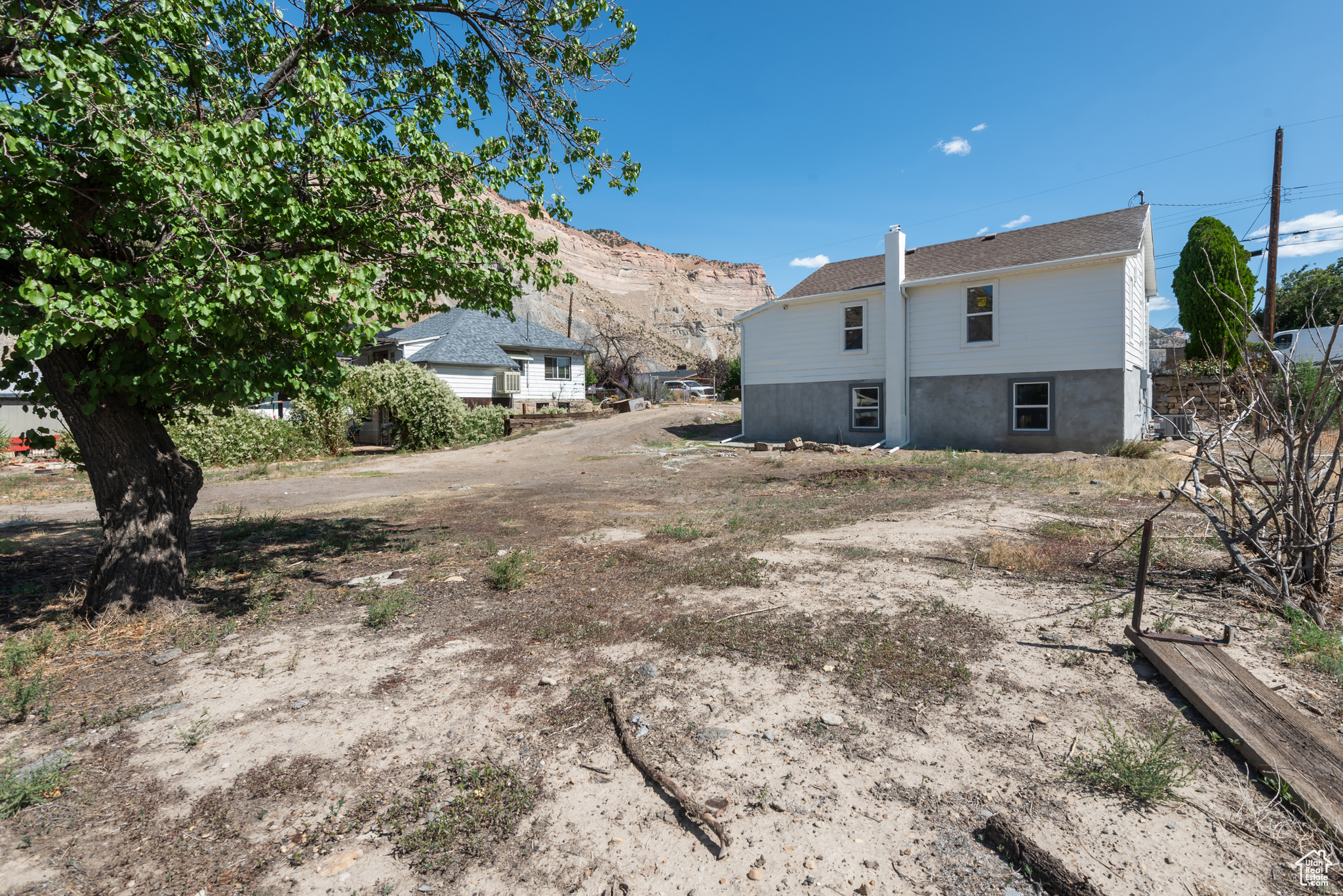 156 DUCHESNE ST