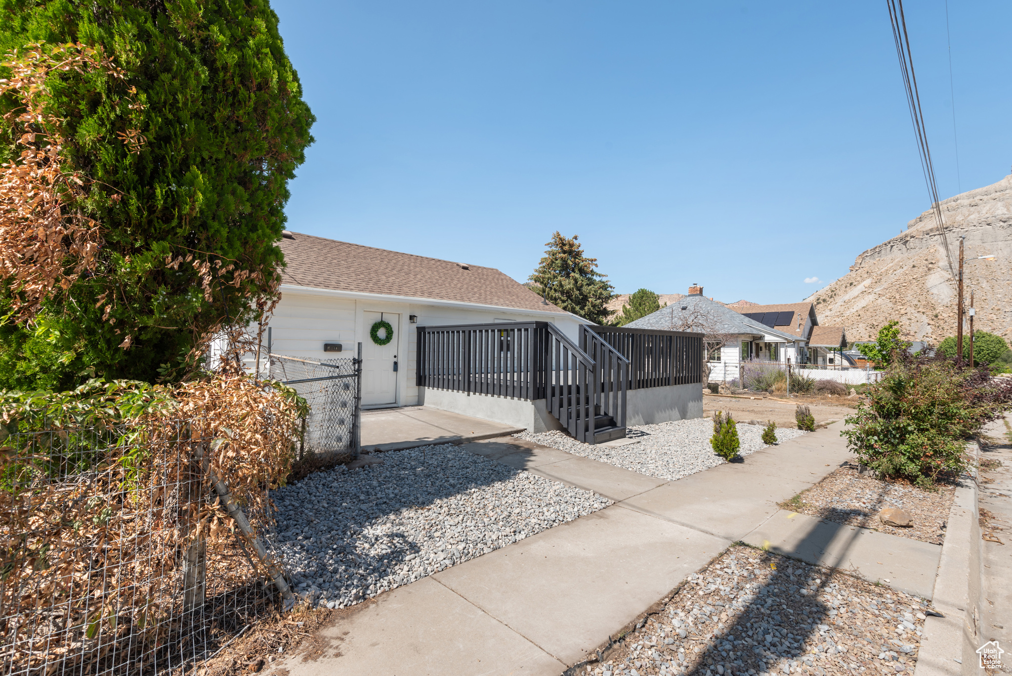 156 DUCHESNE ST
