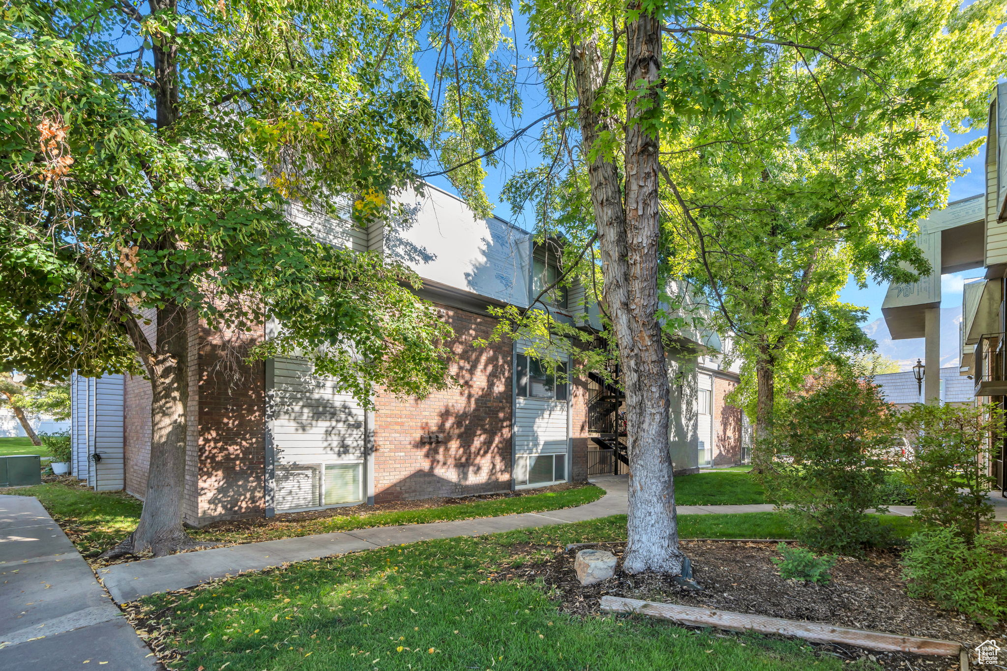 1729 N WILLOWBROOK DR #BLDG 5