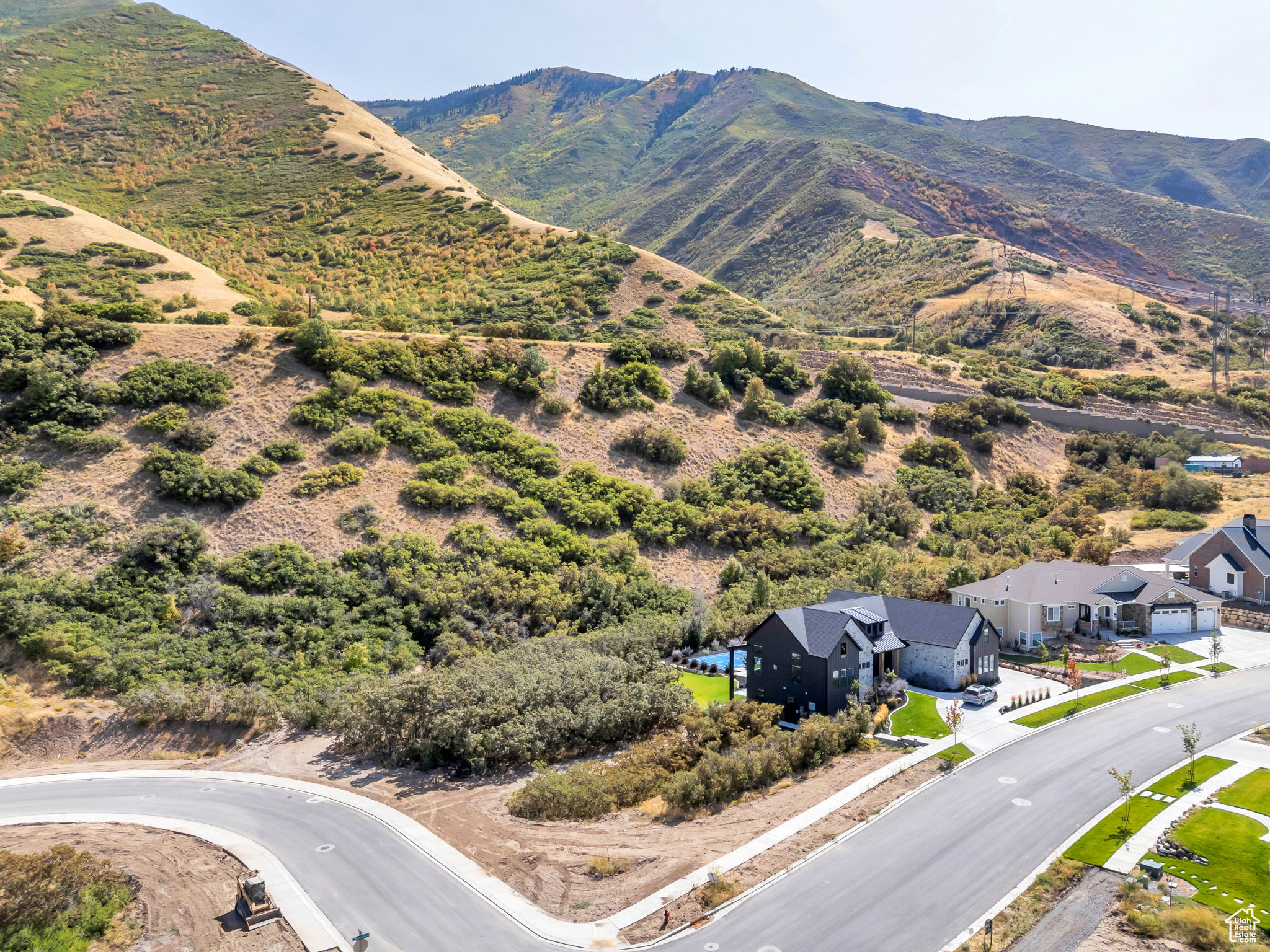 3787 S MAPLETON ESTATES DR
