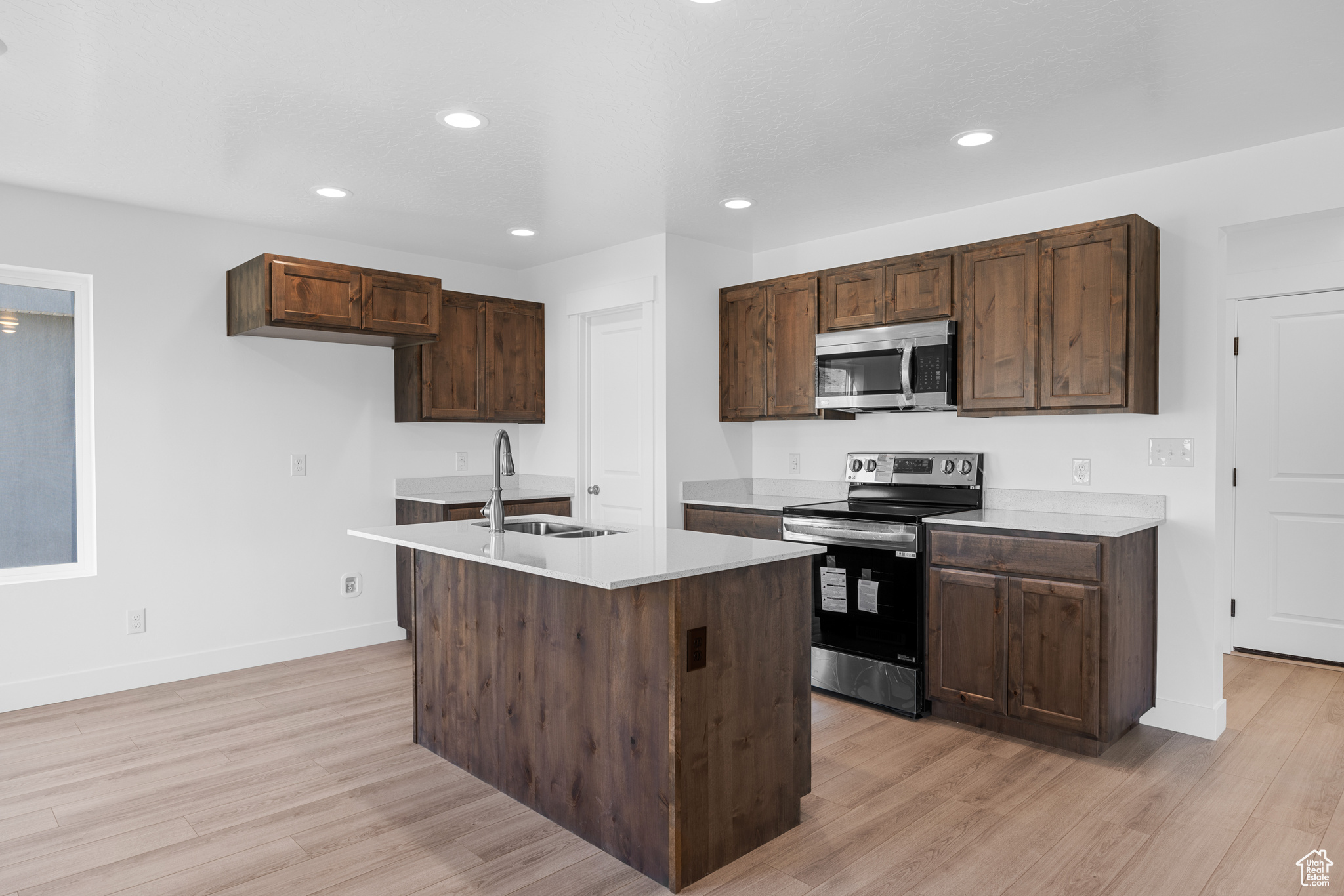 1997 S FREESTONE BLVD #423