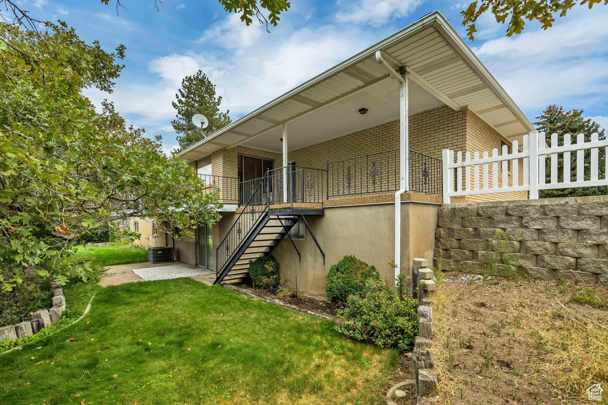 2506 GREEN OAKS DR