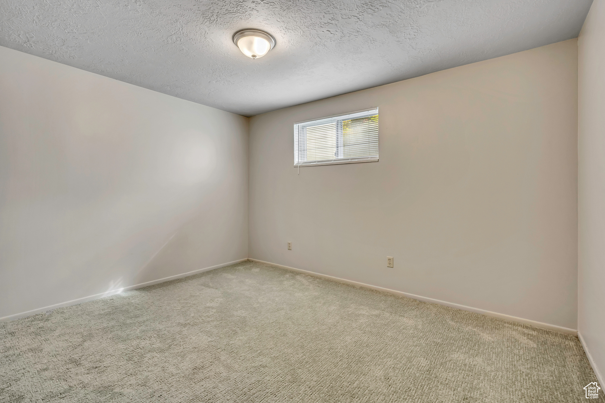 2506 GREEN OAKS DR