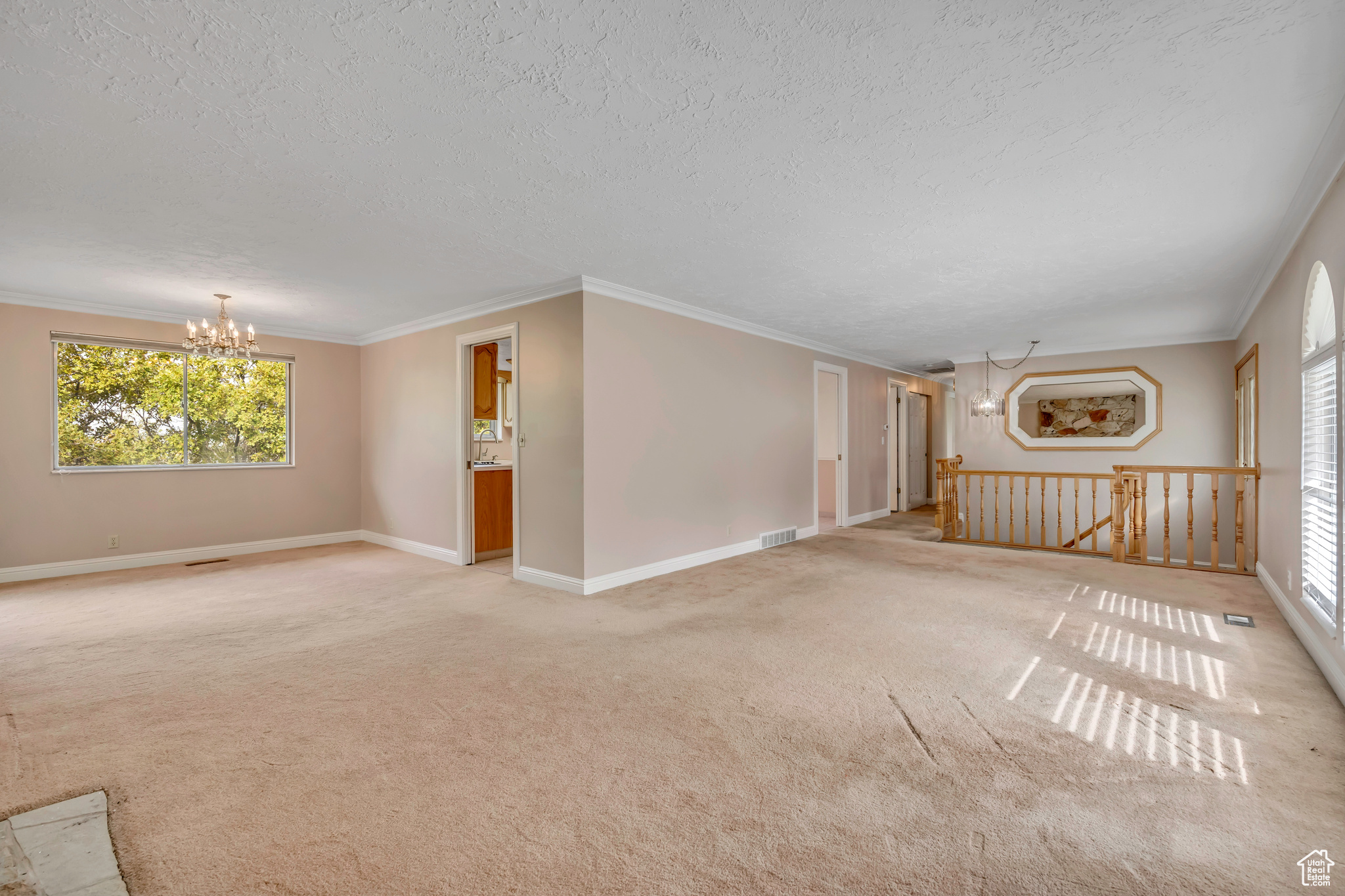 2506 GREEN OAKS DR
