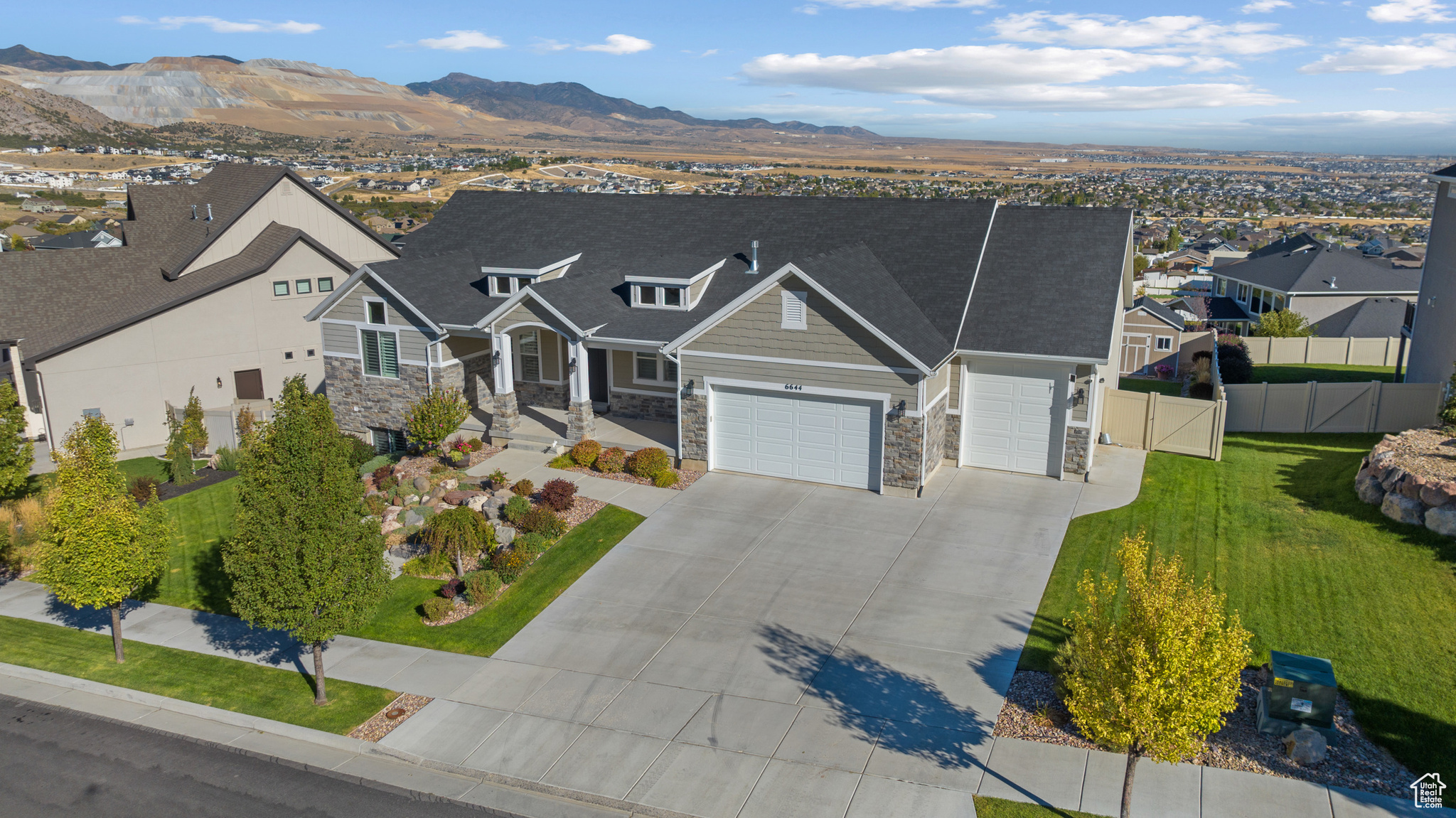 6644 W SKY BIRD CIR
