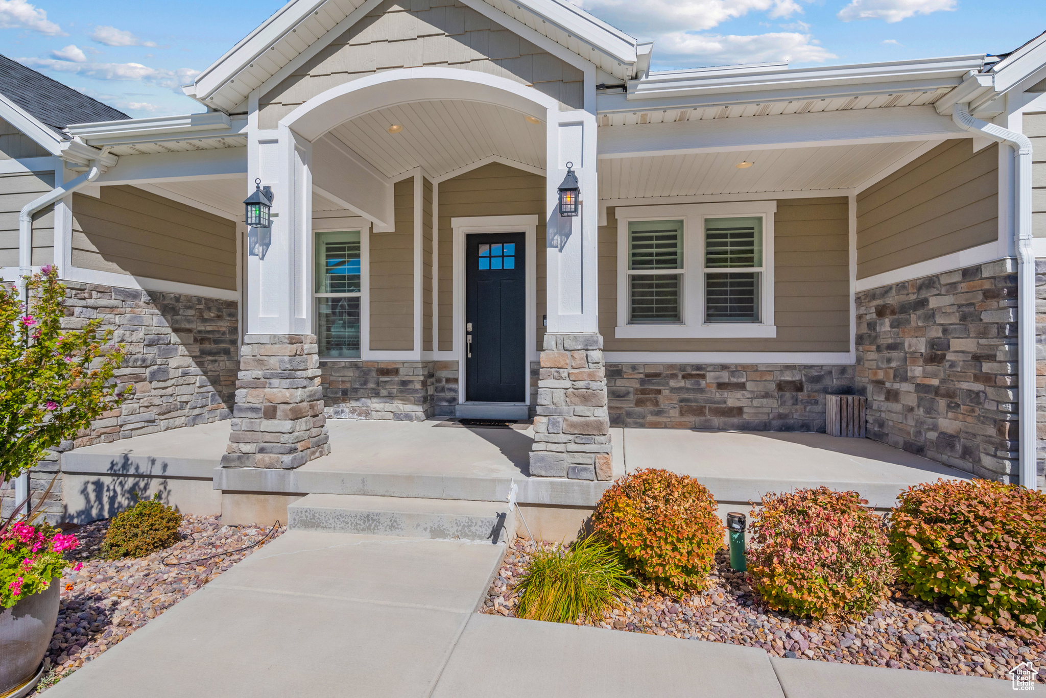 6644 W SKY BIRD CIR