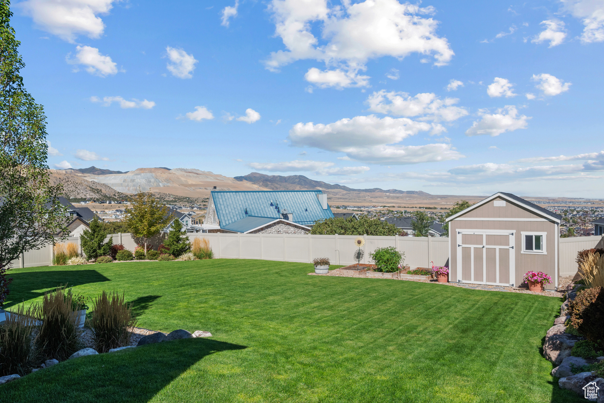6644 W SKY BIRD CIR
