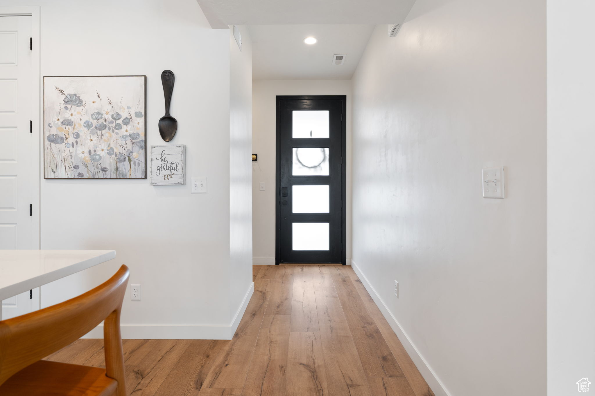 1541 W 250 N