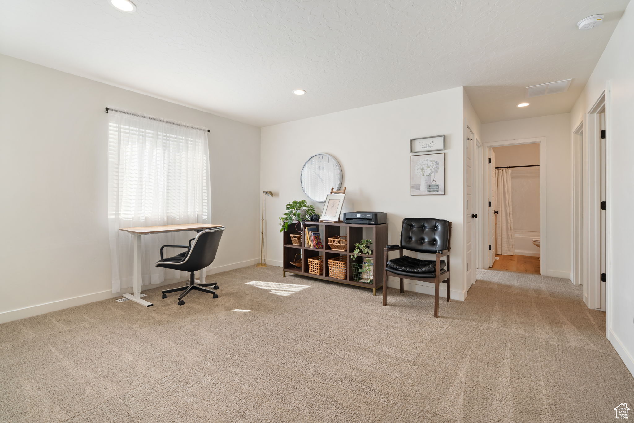 1541 W 250 N