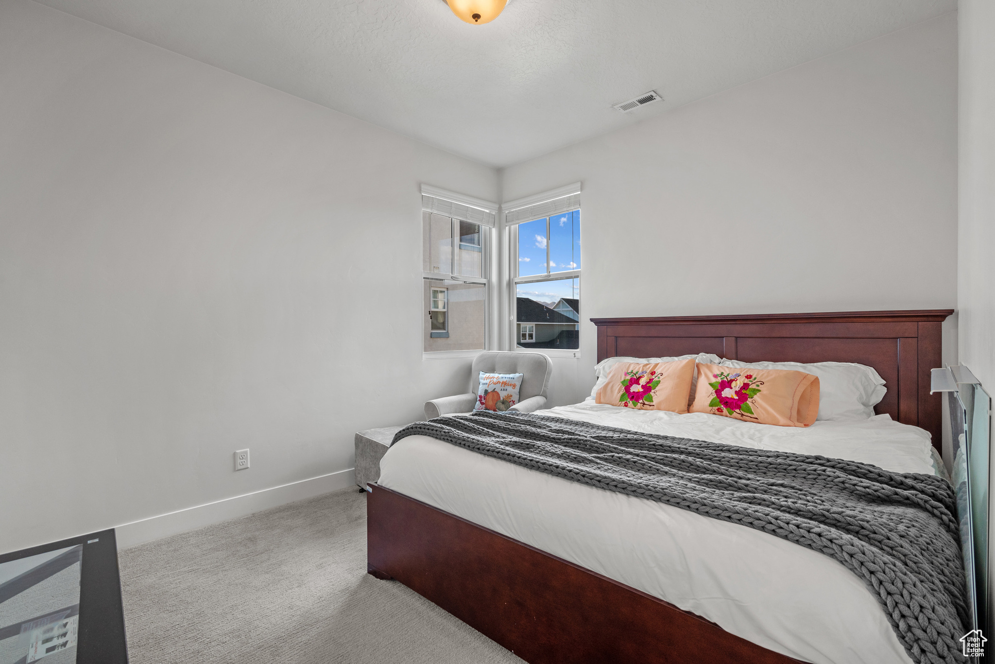 4652 W ISLA DAYBREAK RD #128