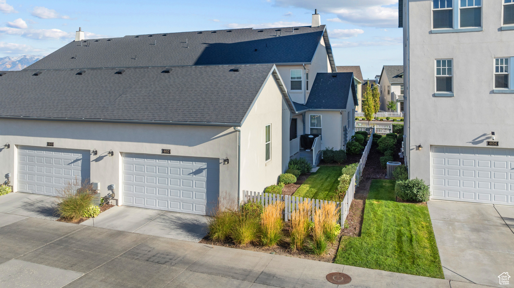 4652 W ISLA DAYBREAK RD #128