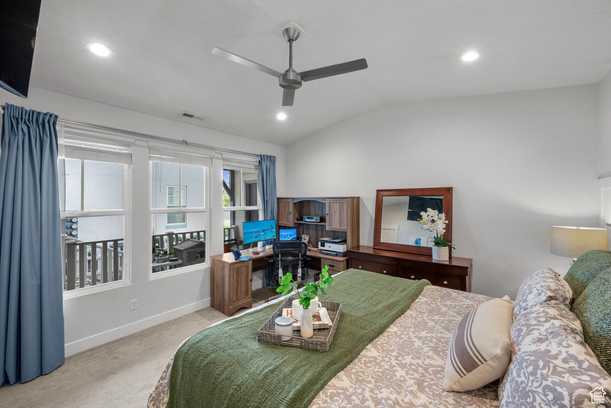 4652 W ISLA DAYBREAK RD #128