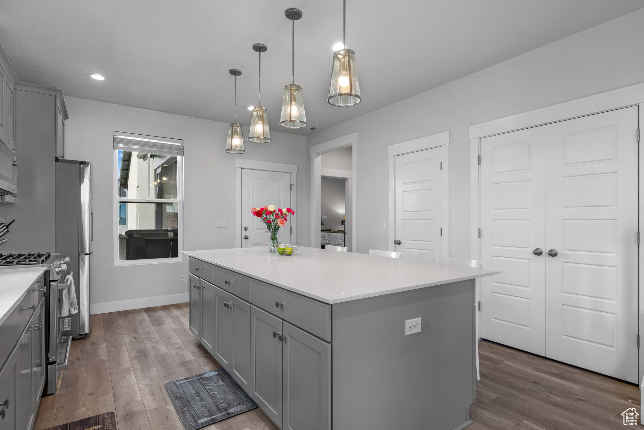 4652 W ISLA DAYBREAK RD #128